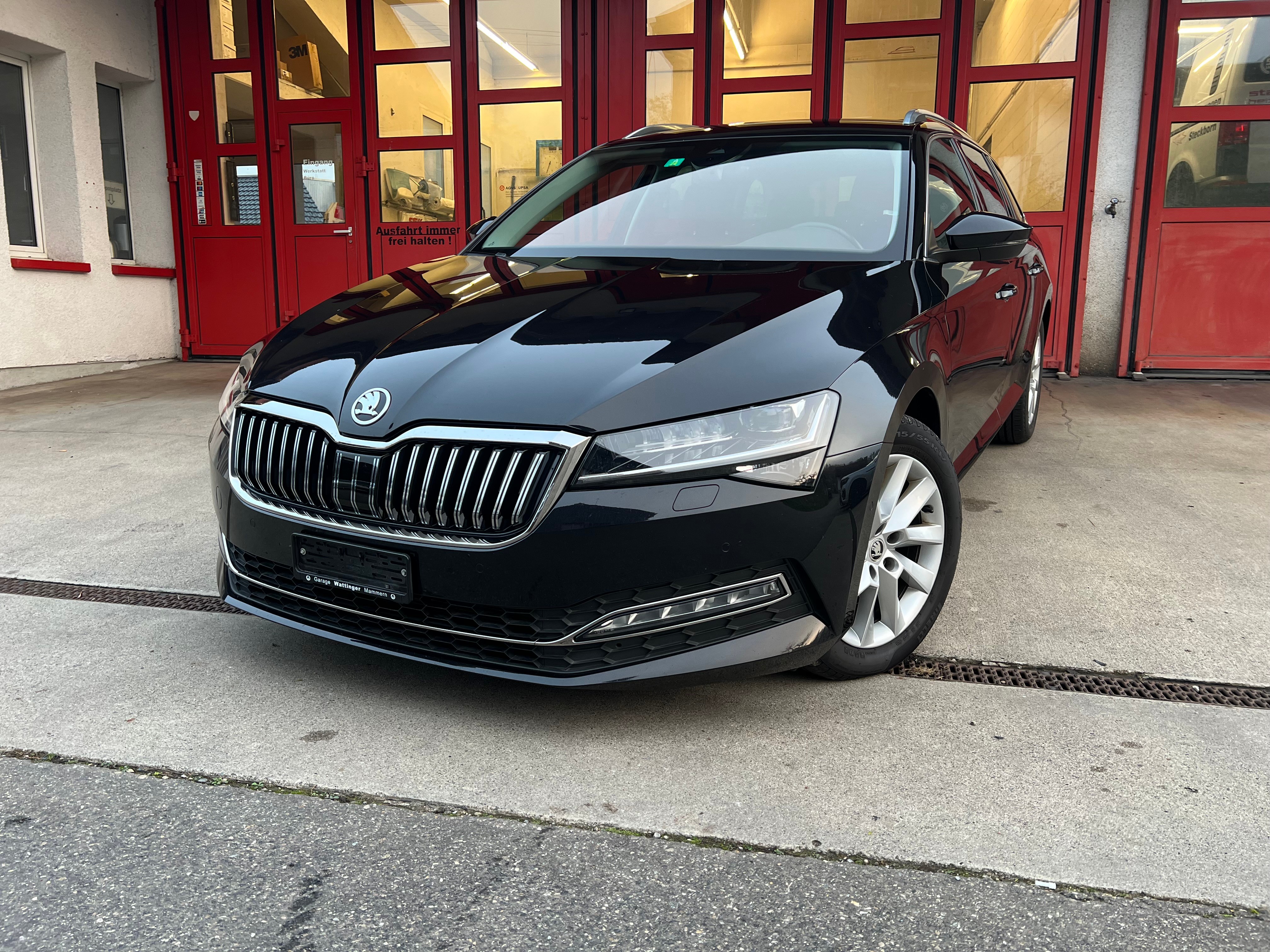 SKODA Superb Combi 2.0 TDi Style DSG