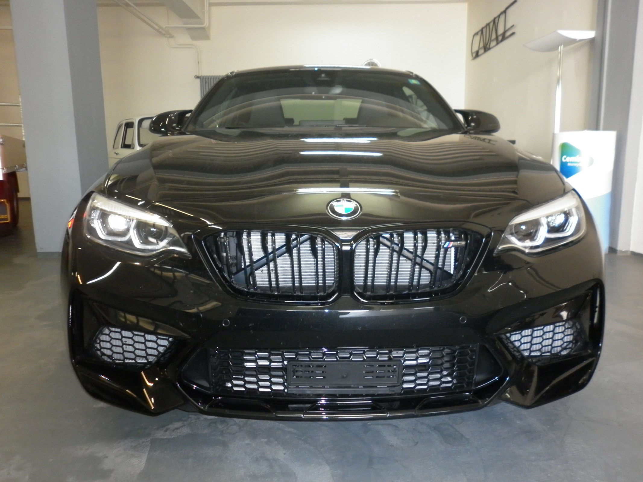 BMW M2 Competition Drivelogic