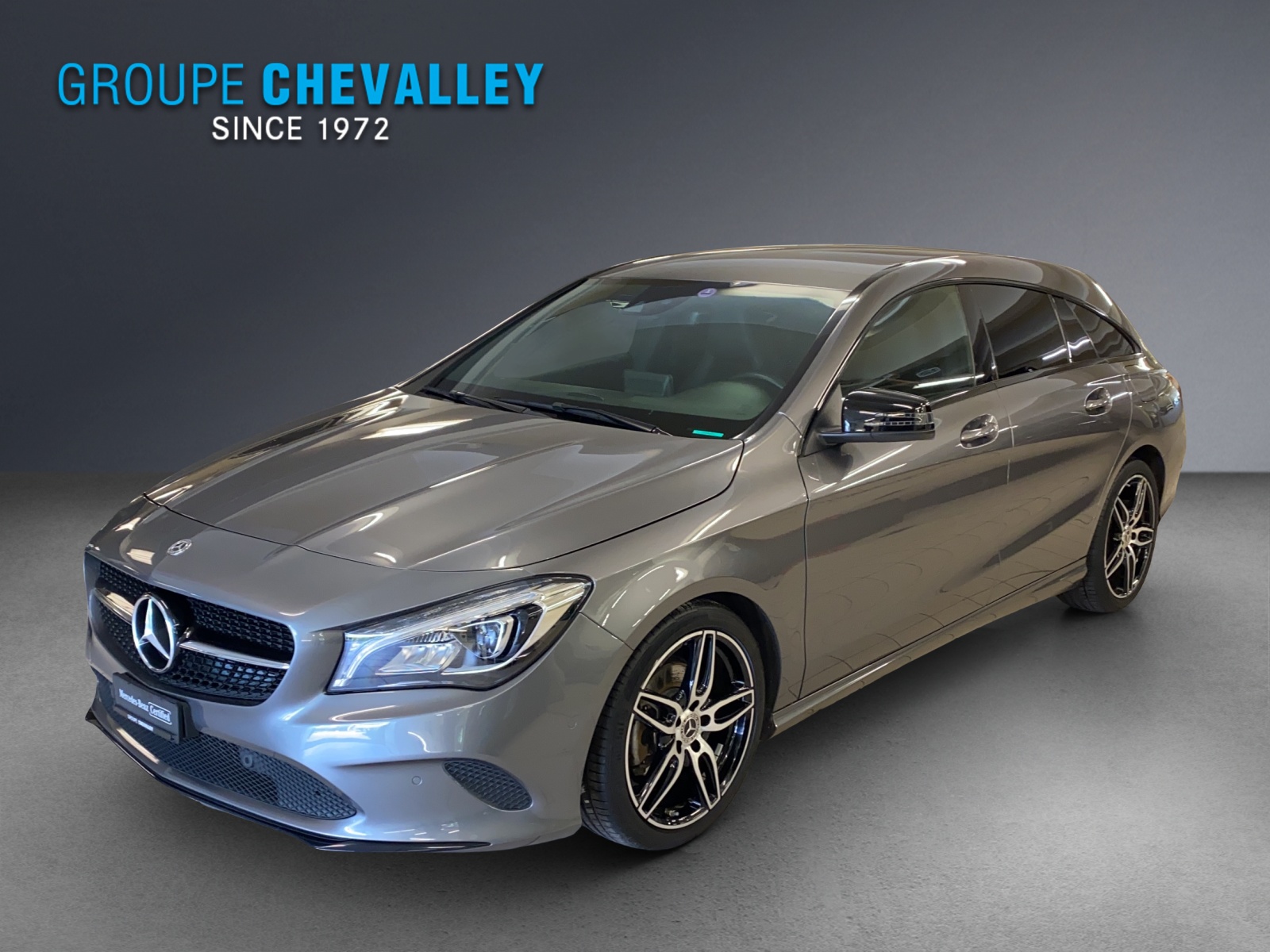 MERCEDES-BENZ CLA 200 Night Star