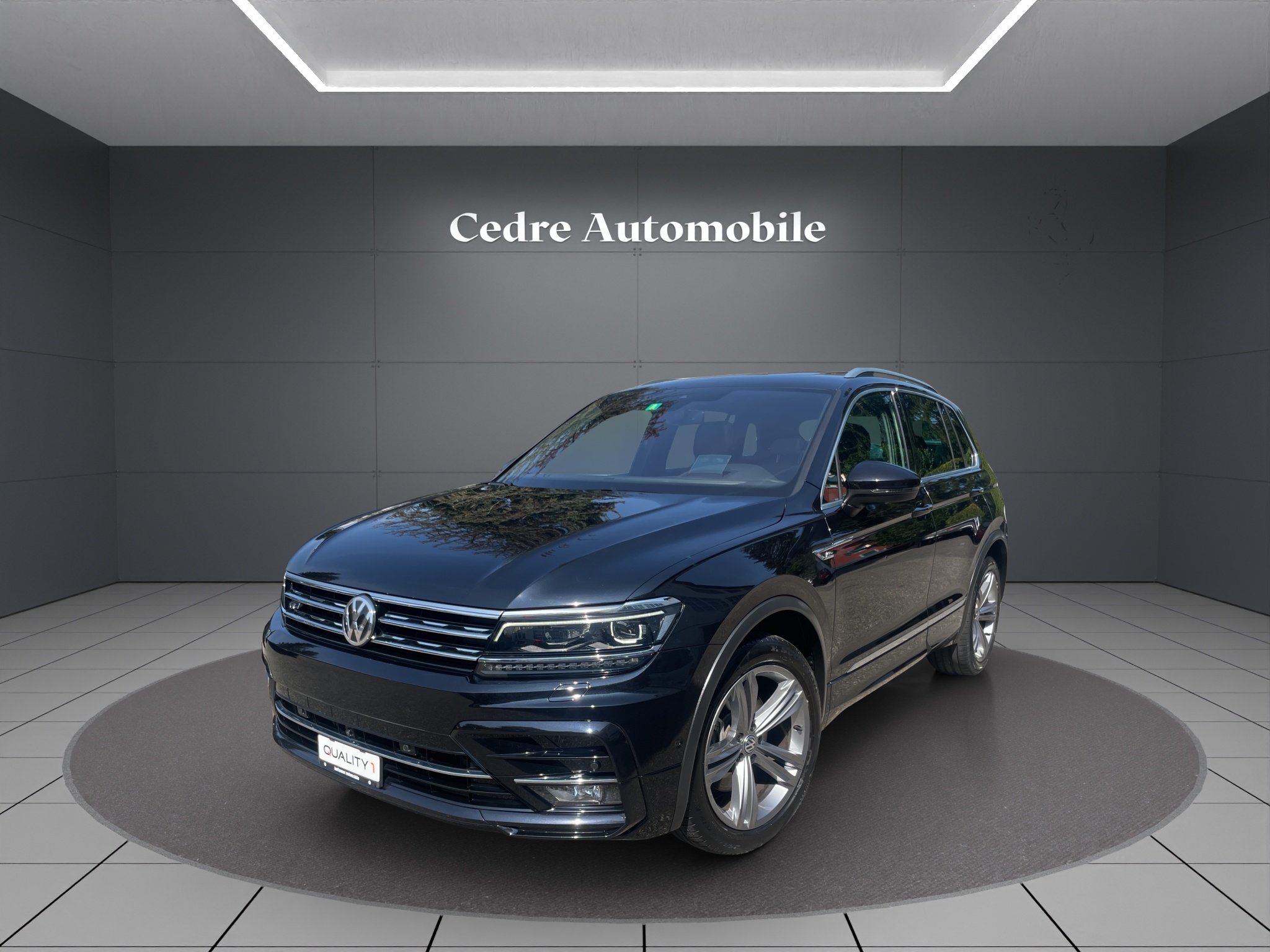 VW Tiguan 2.0TSI R-LINE Highline 4Motion DSG