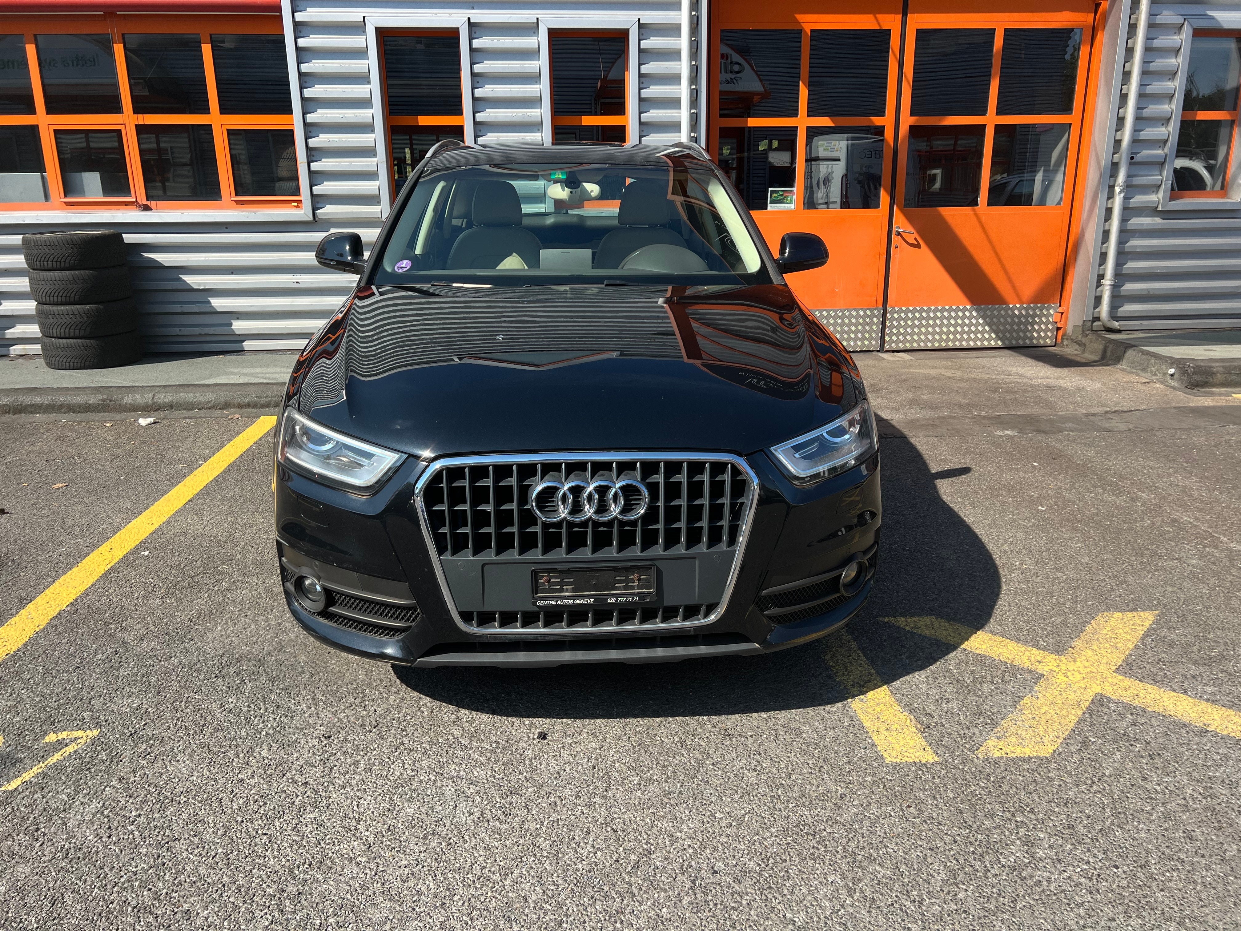 AUDI Q3 2.0 TFSI quattro S-tronic