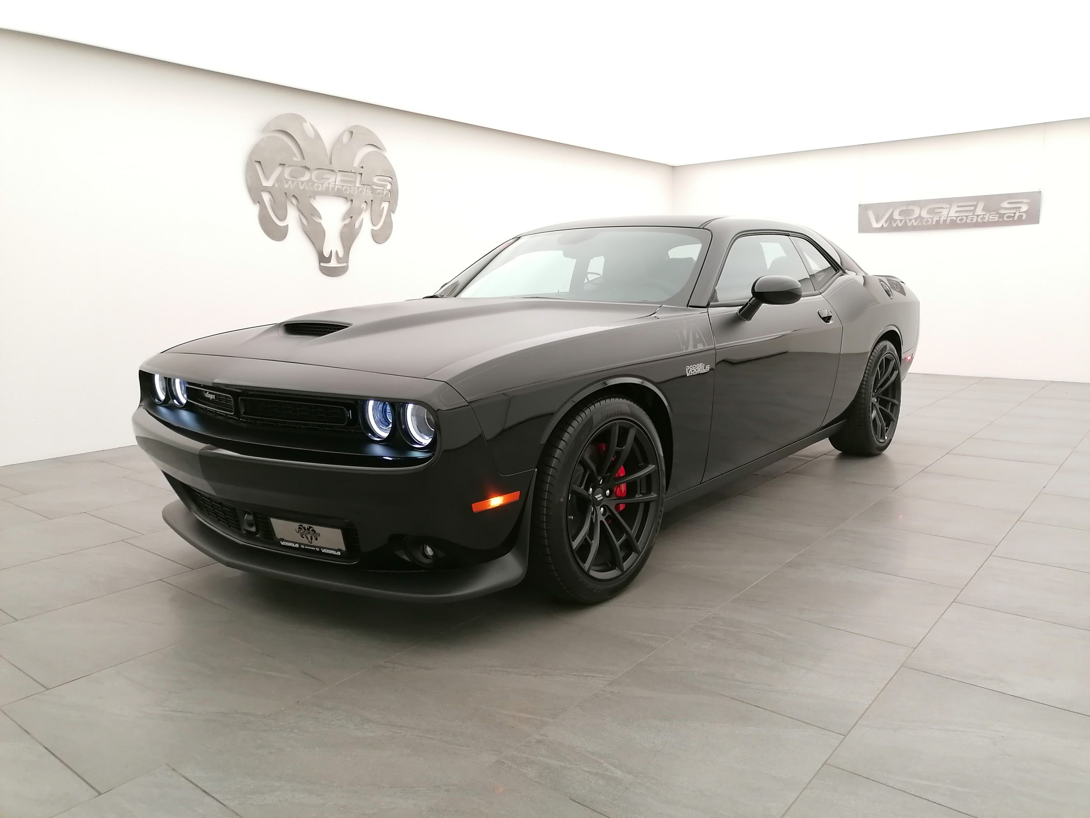 DODGE Challenger T/A 5.7