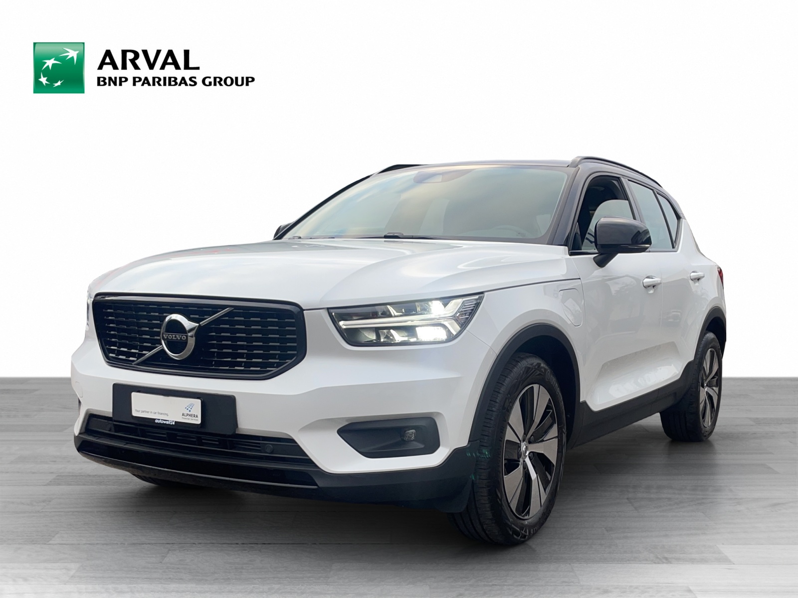 VOLVO XC40 T5 TwE R-Design Expression DCT