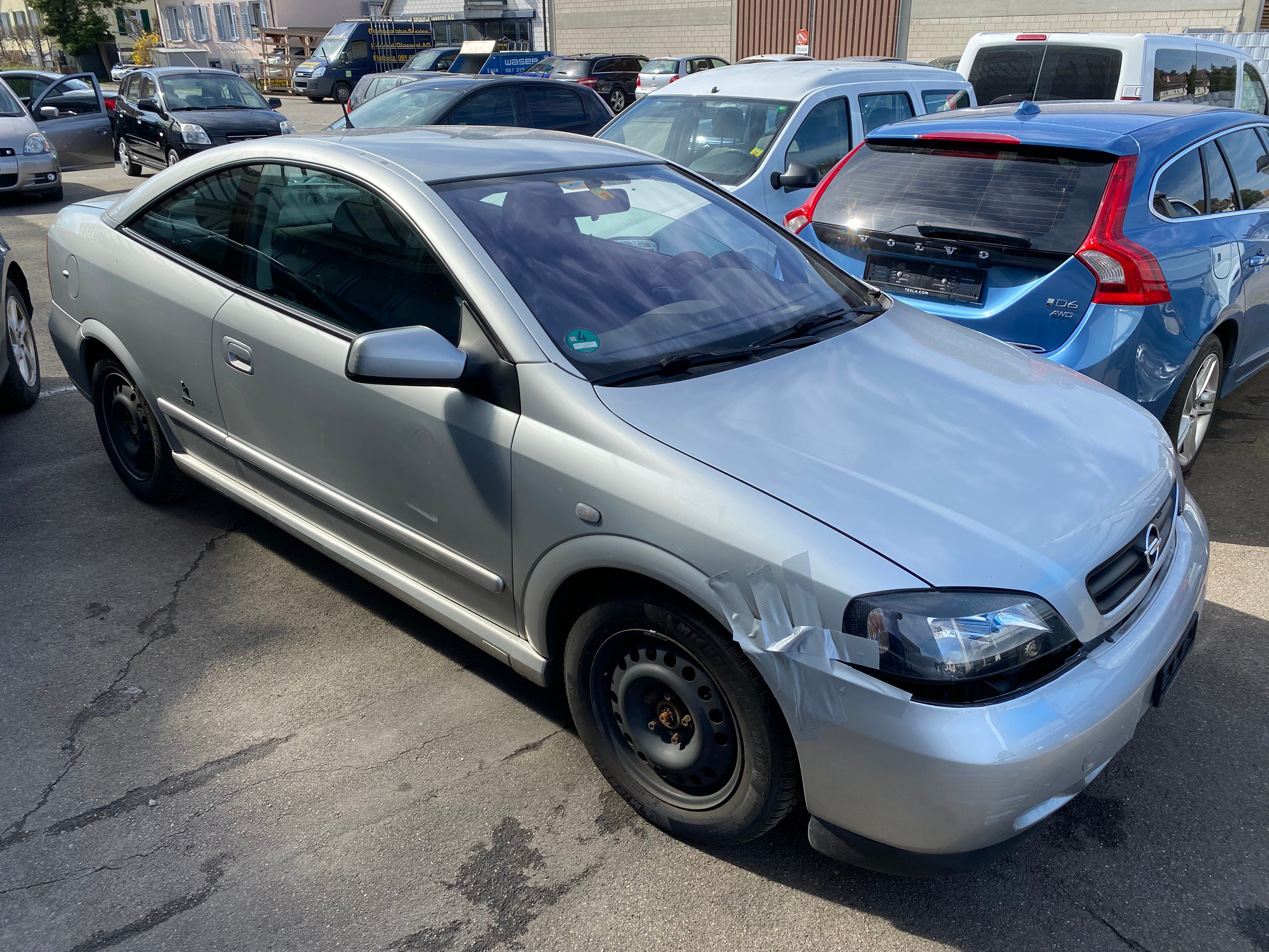 OPEL Astra Coupé 2.2i 16V Edition