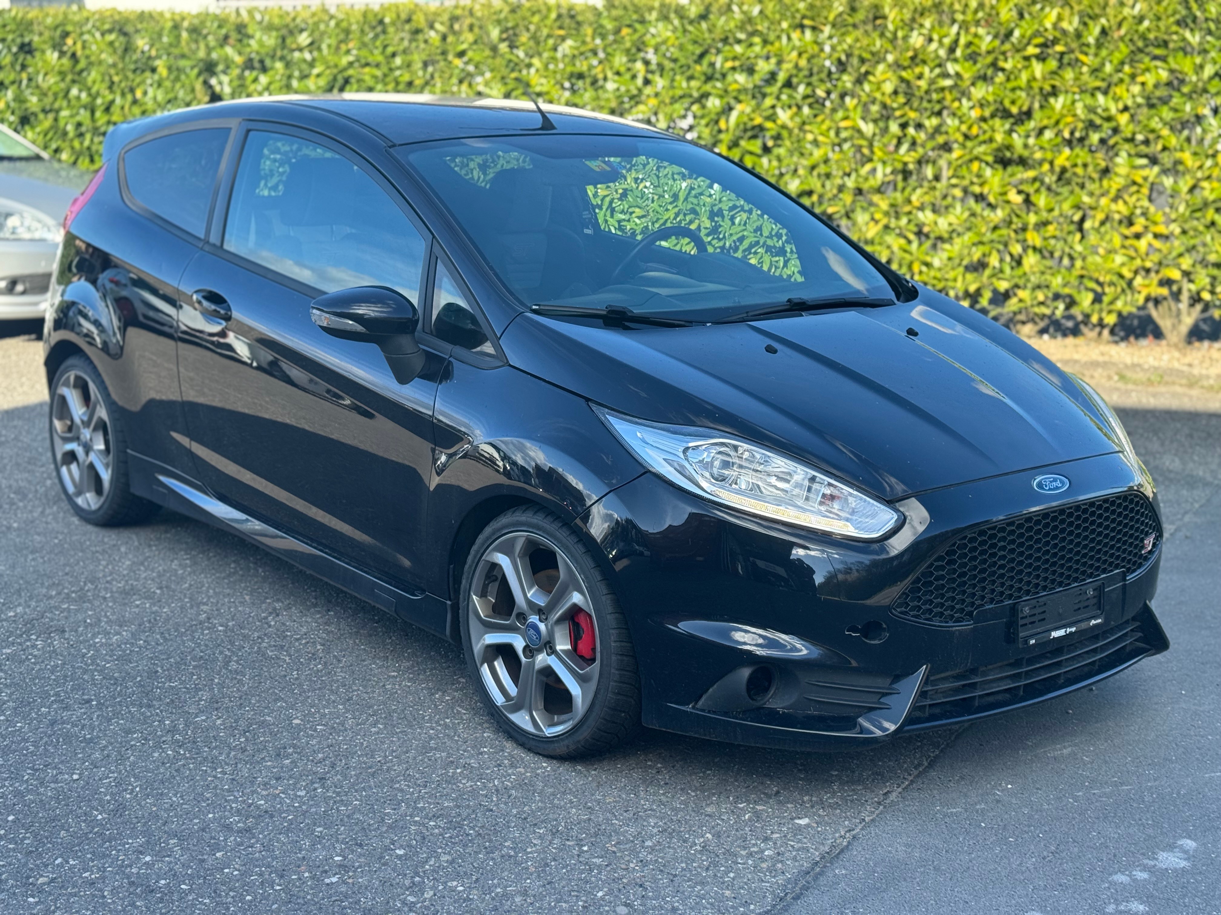 FORD Fiesta 1.6 SCTi ST-1