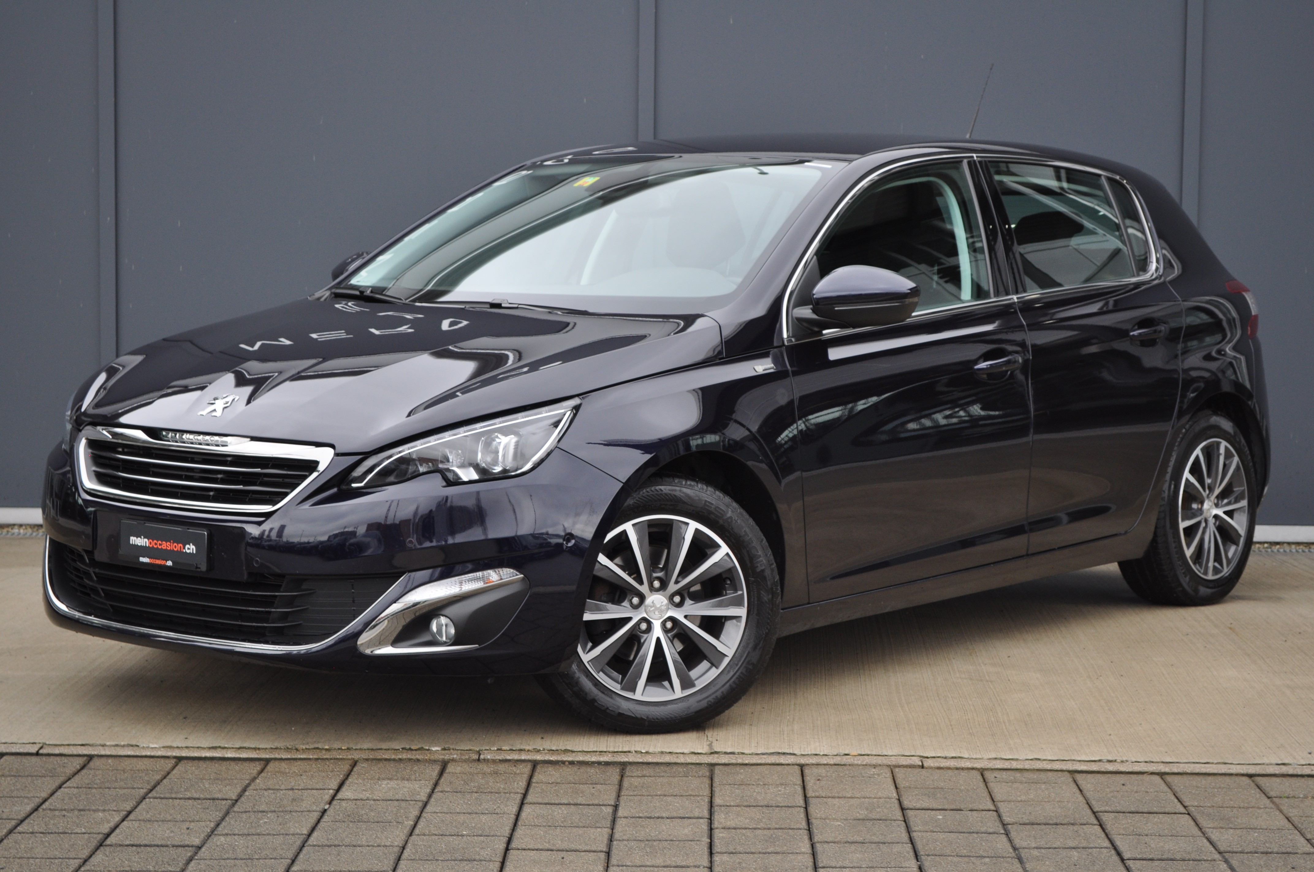 PEUGEOT 308 1.2 THP Allure