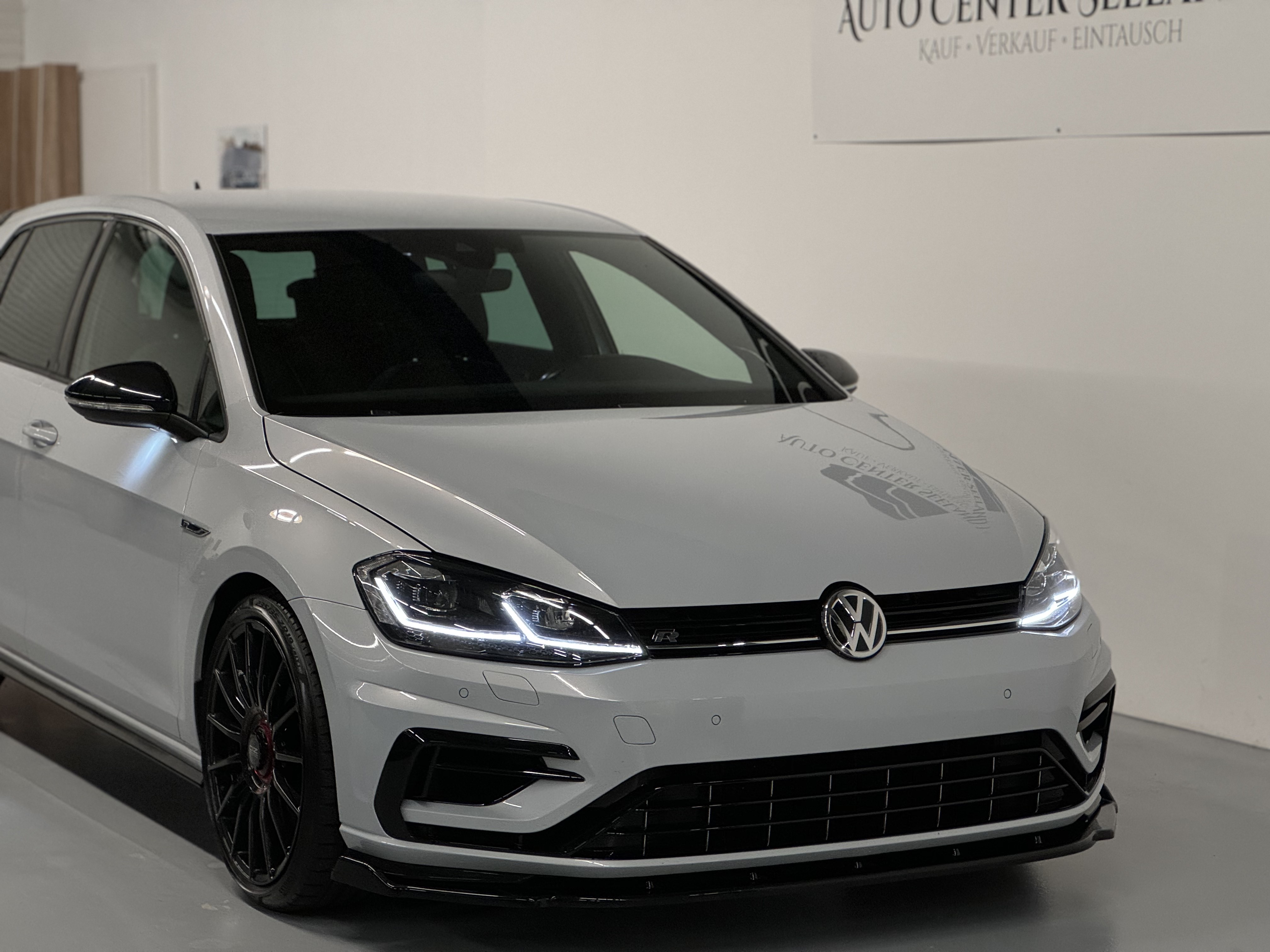 VW Golf 2.0 TSI R 4Motion DSG