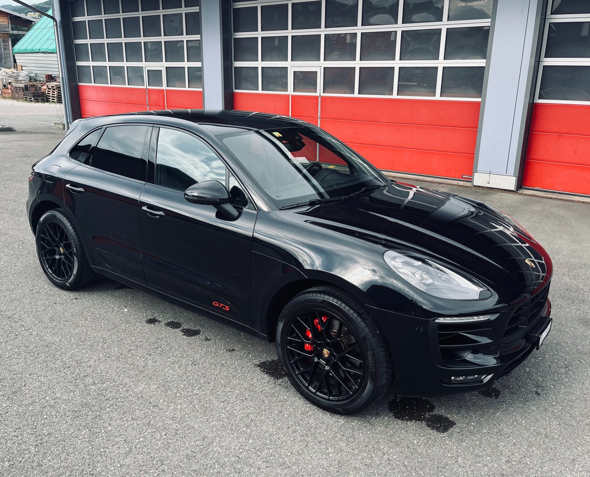 PORSCHE Macan GTS PDK