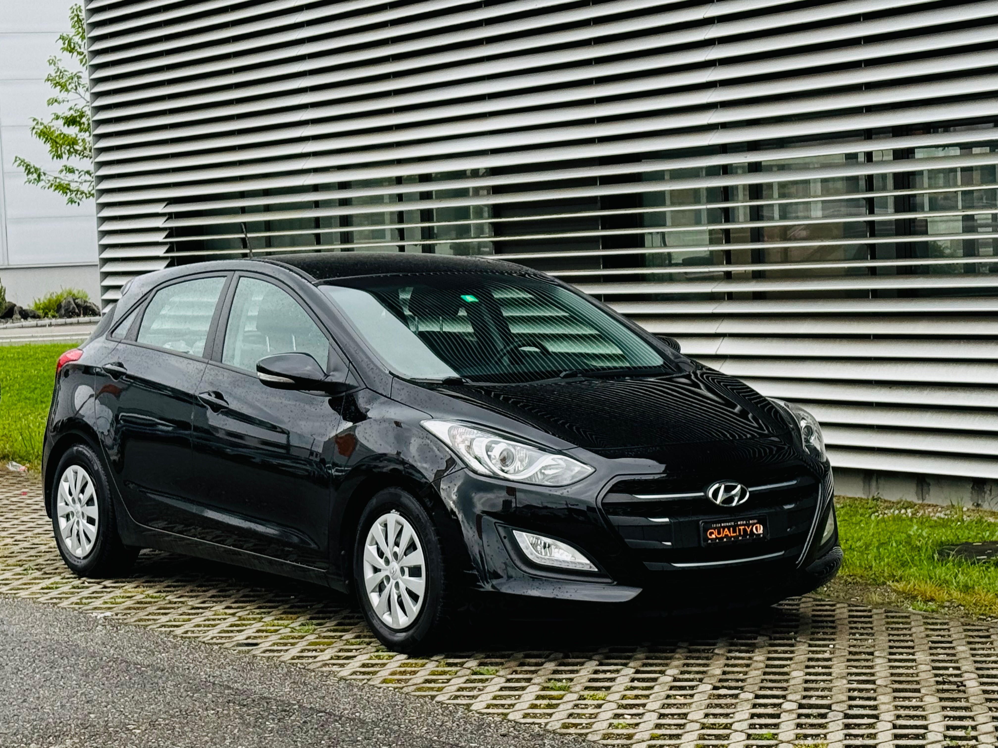 HYUNDAI i30 1.4