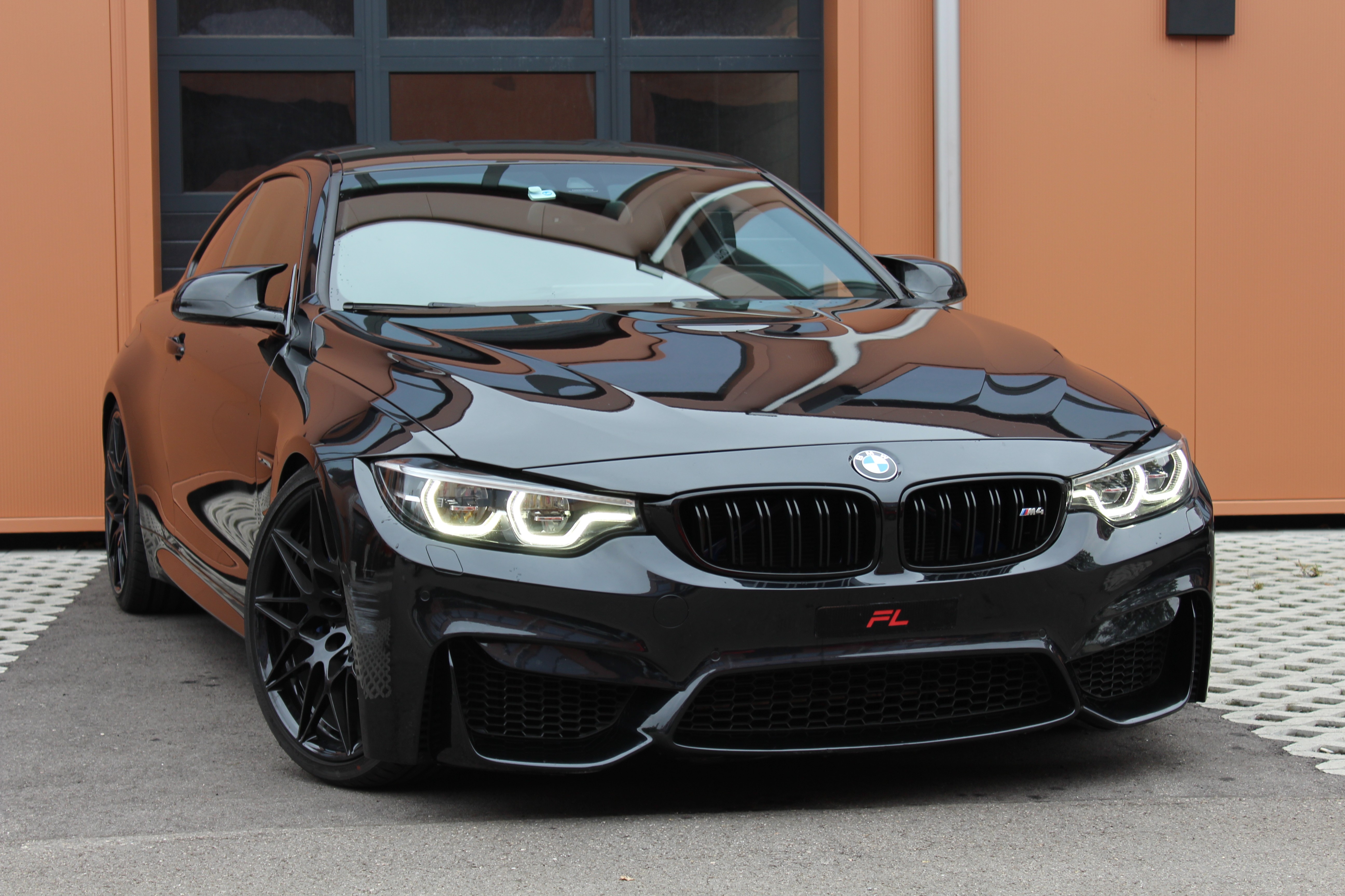 BMW M4 Coupé Competition DKG