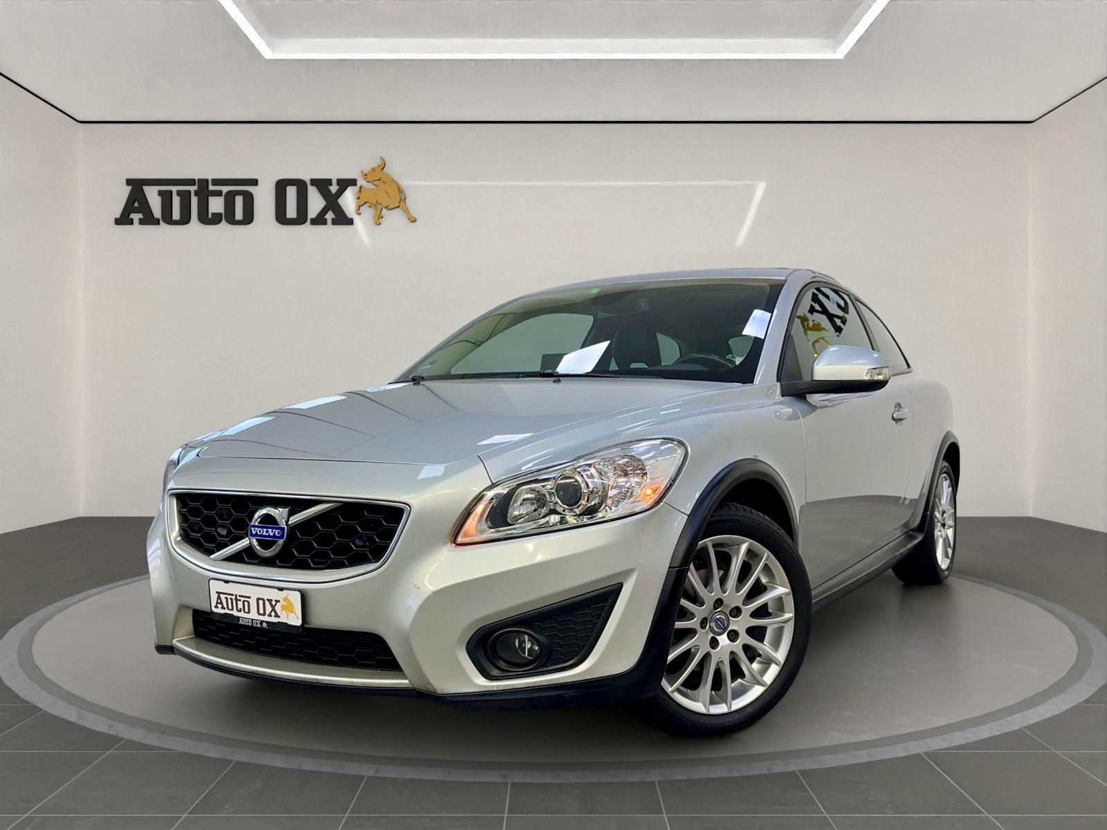 VOLVO C30 2.0D Momentum Powershift