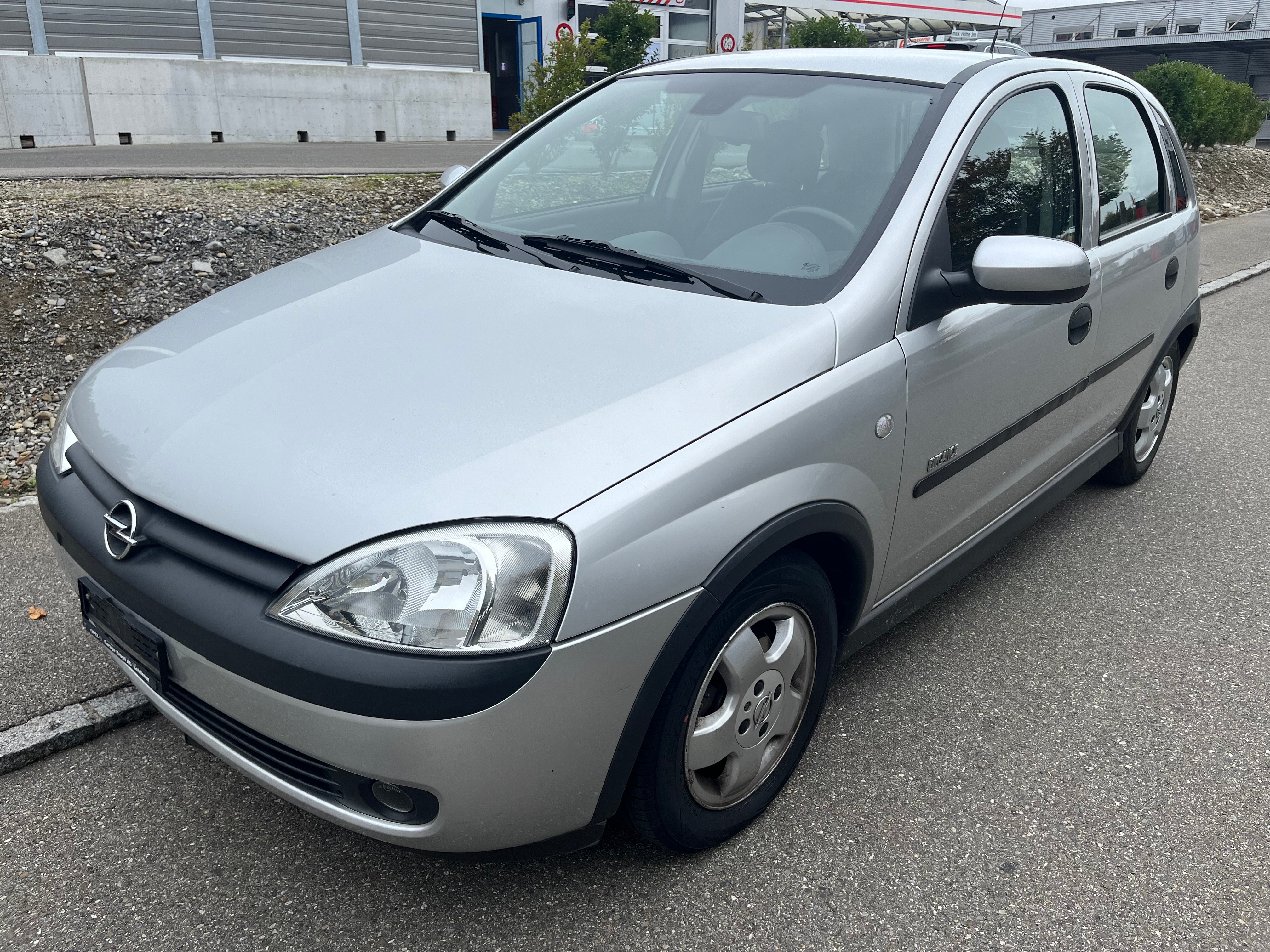 OPEL Corsa 1.4 16V Elegance