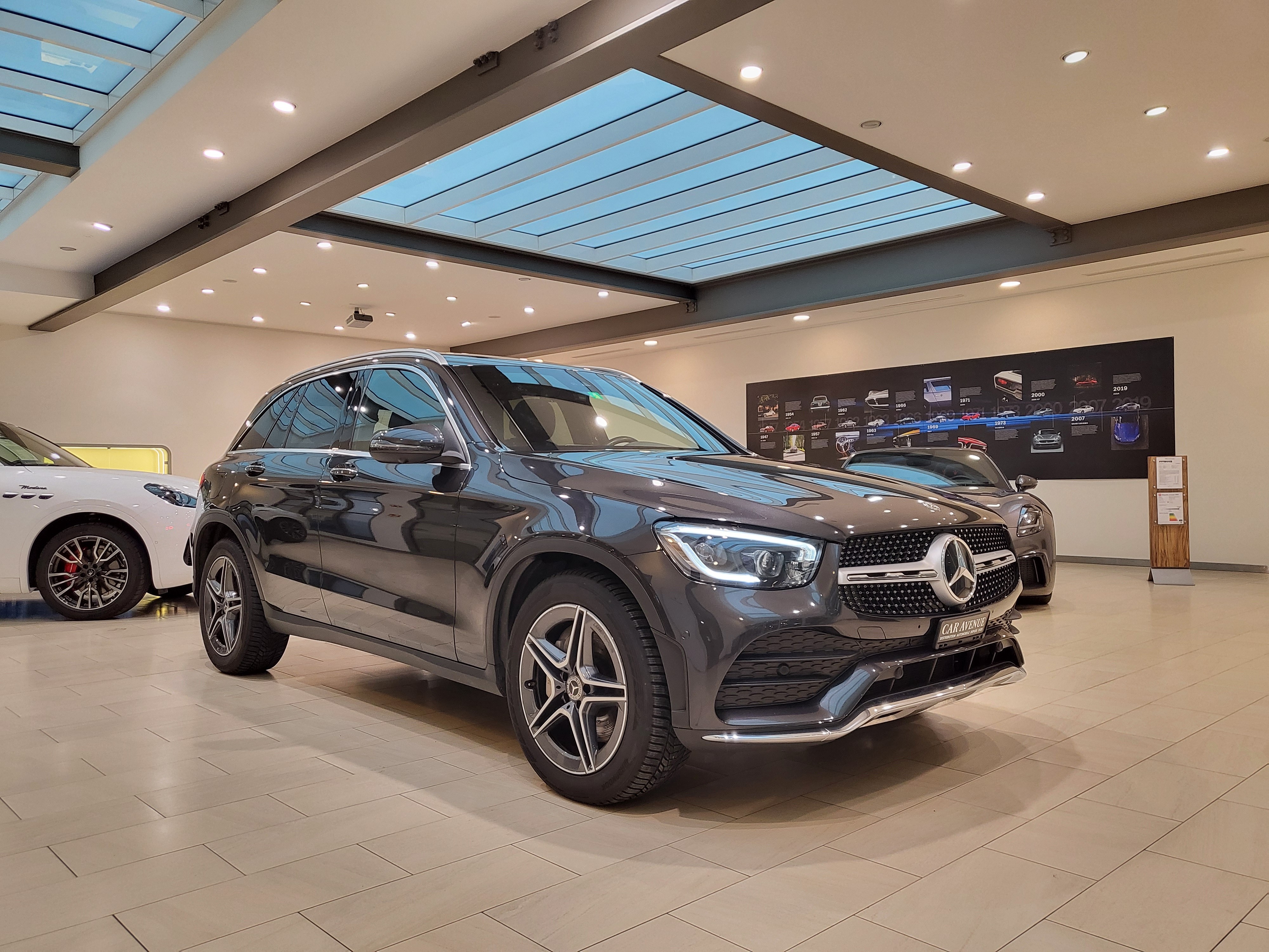 MERCEDES-BENZ GLC 300 d AMG Line 4m