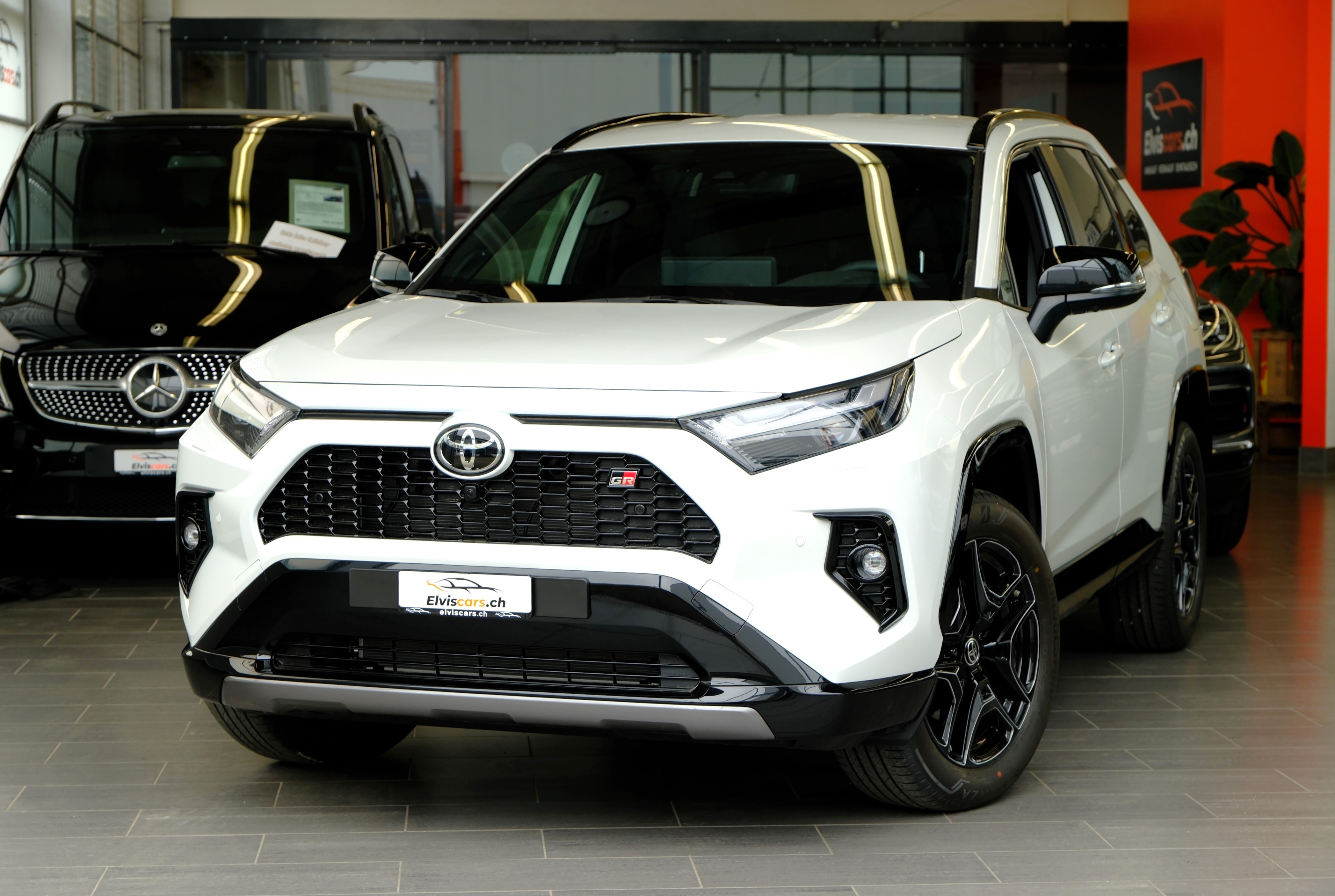 TOYOTA RAV-4 2.5 HSD GR Sport e-CVT 4WD