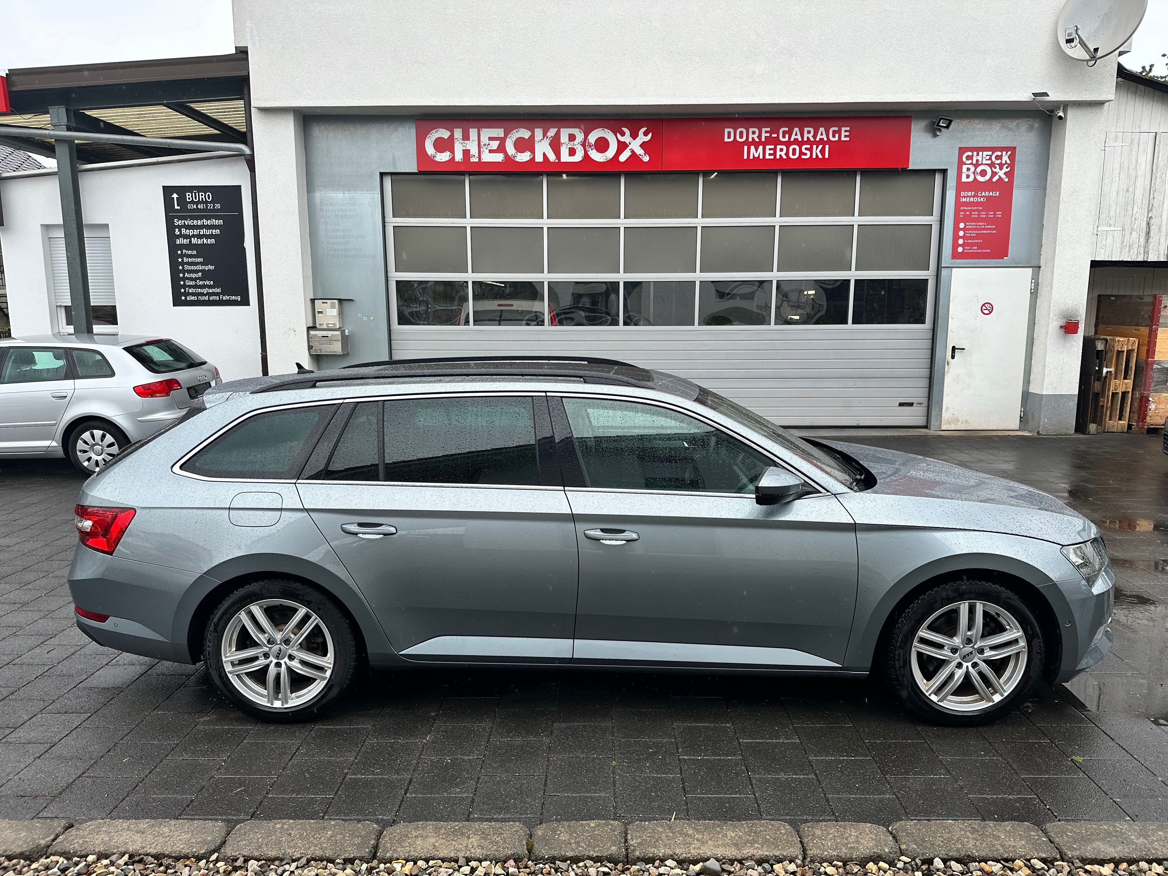 SKODA Superb Combi 2.0 TDi Ambition