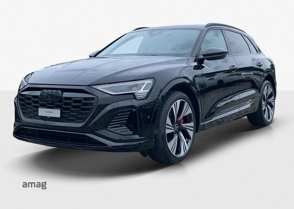 AUDI Q8 55 e-tron Black Edition quattro