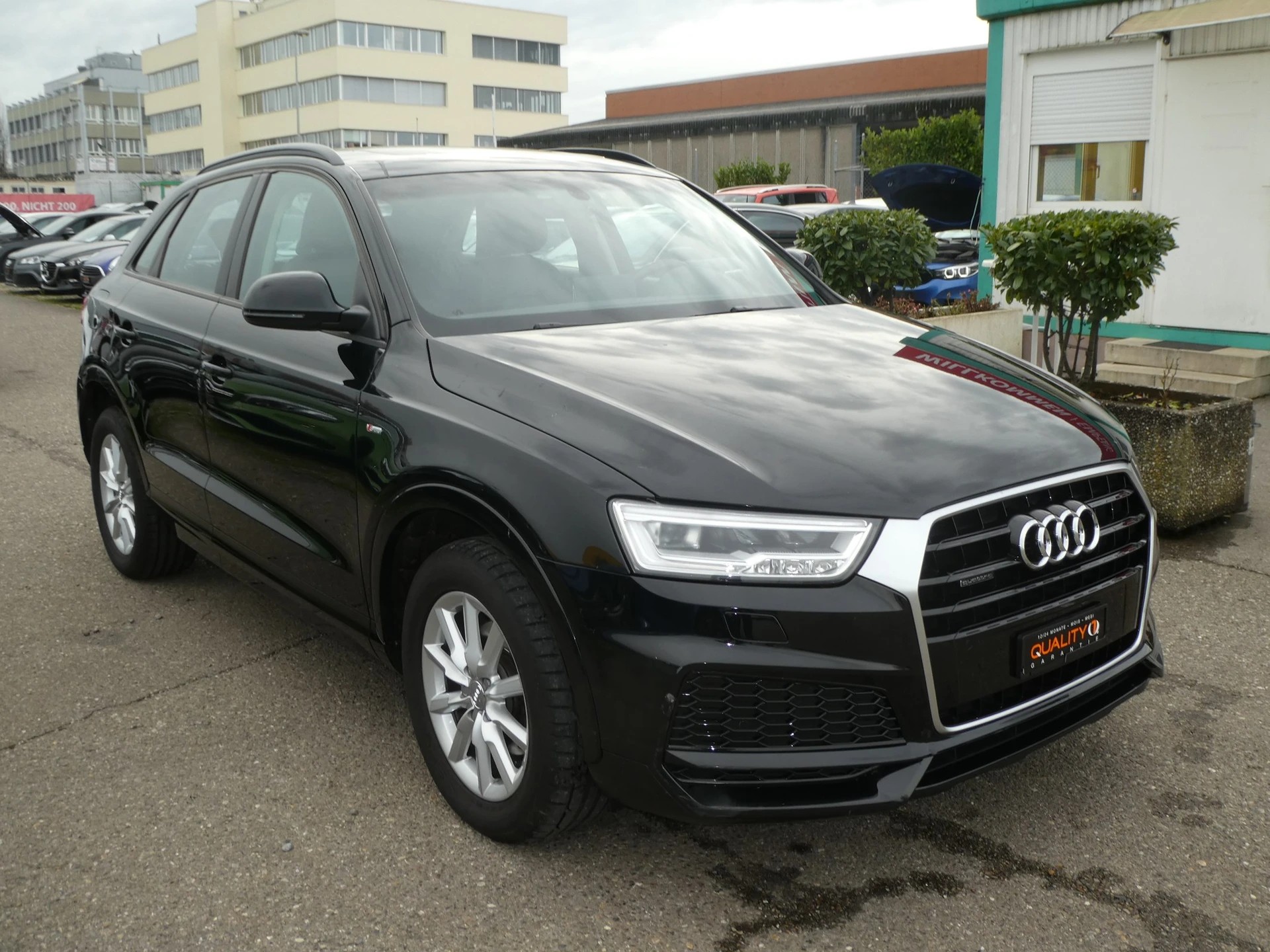 AUDI Q3 2.0 TDI quattro S-tronic