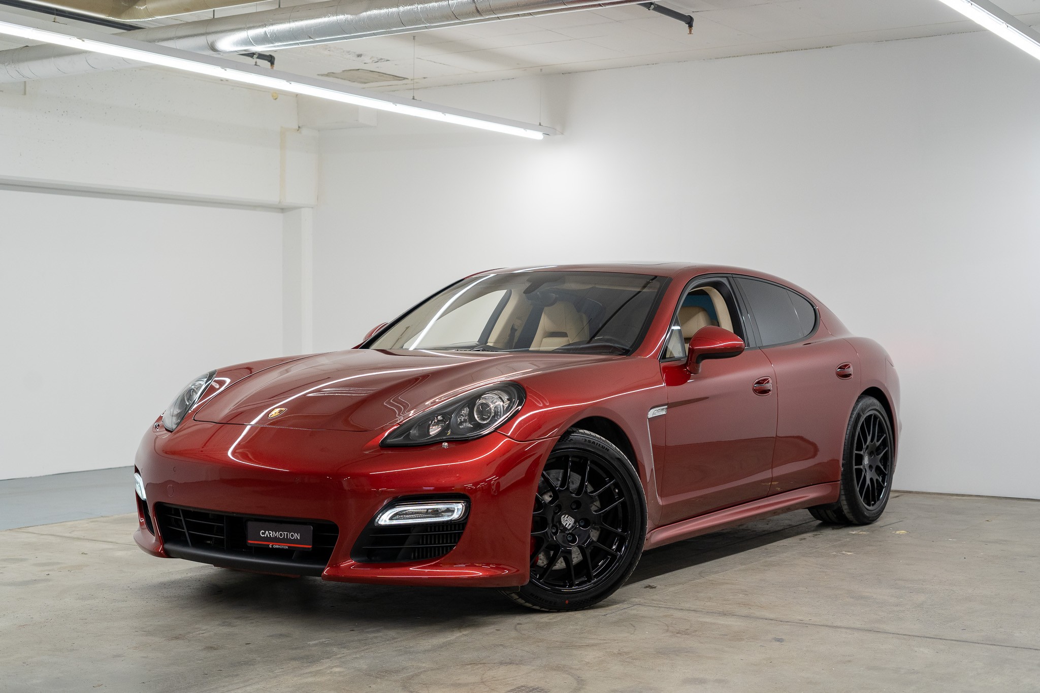 PORSCHE Panamera 4.8 V8 Turbo S PDK