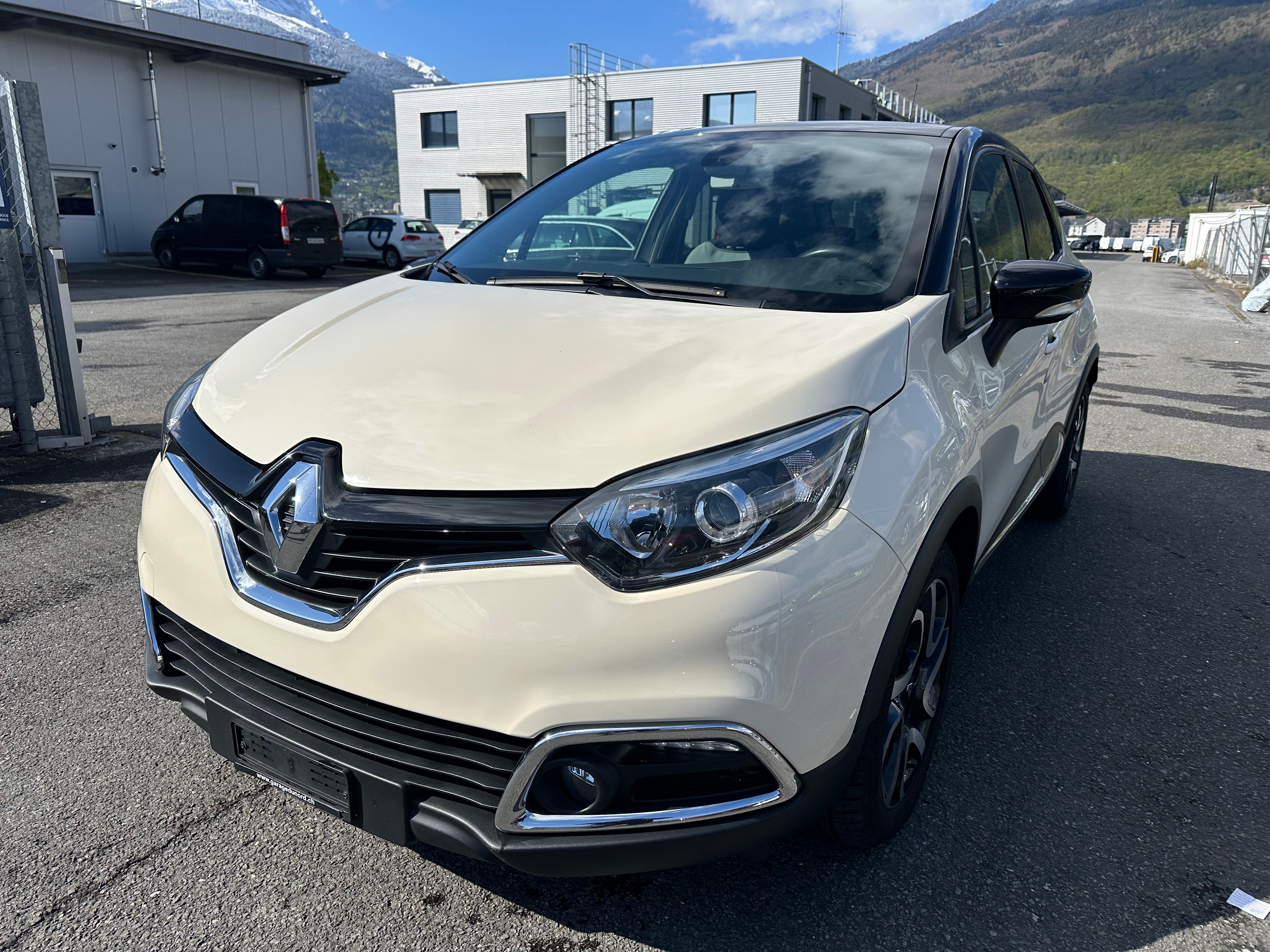 RENAULT Captur 1.5 dCi Privilège EDC