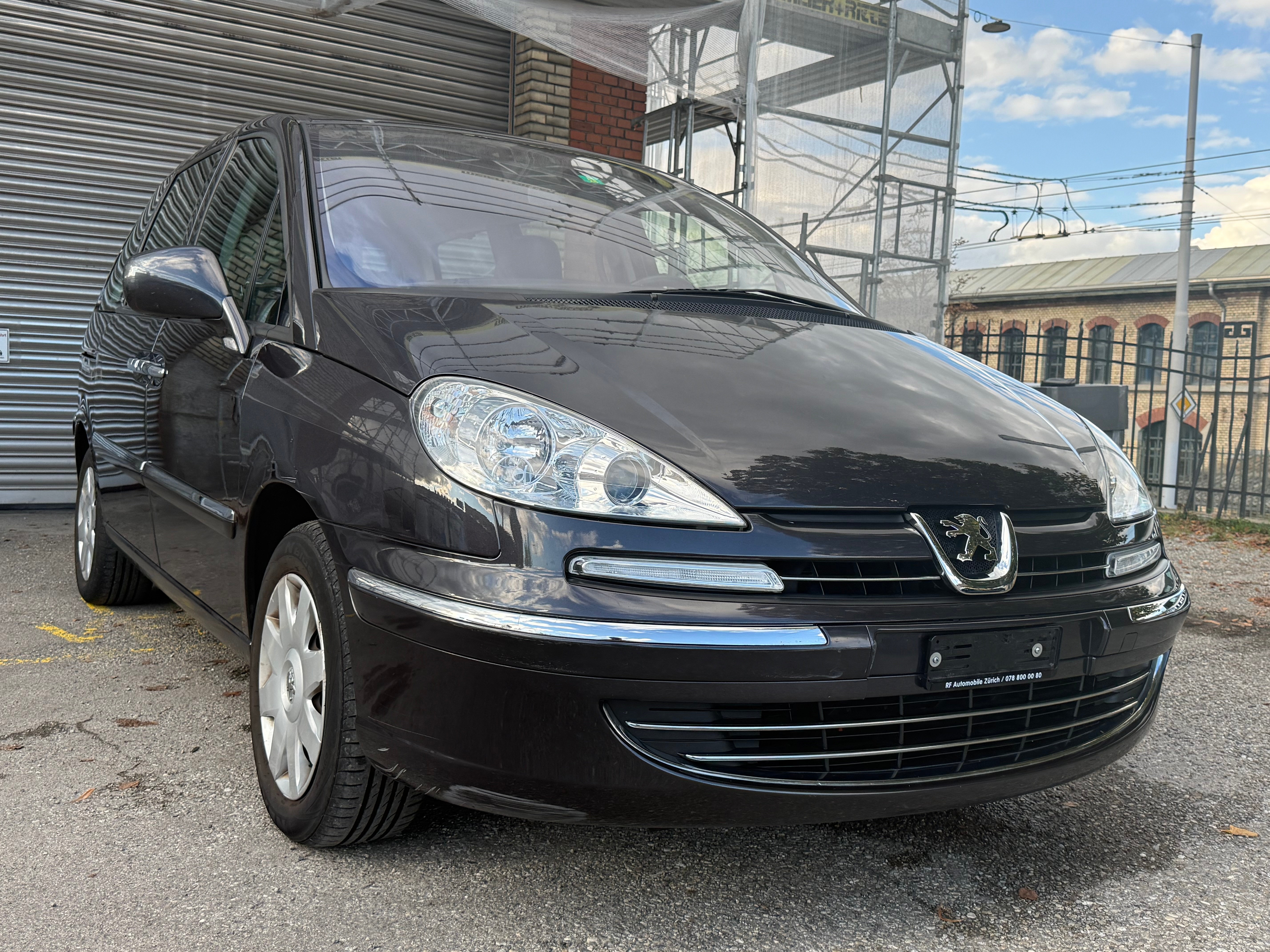 PEUGEOT 807 2.0 16V HDi Family