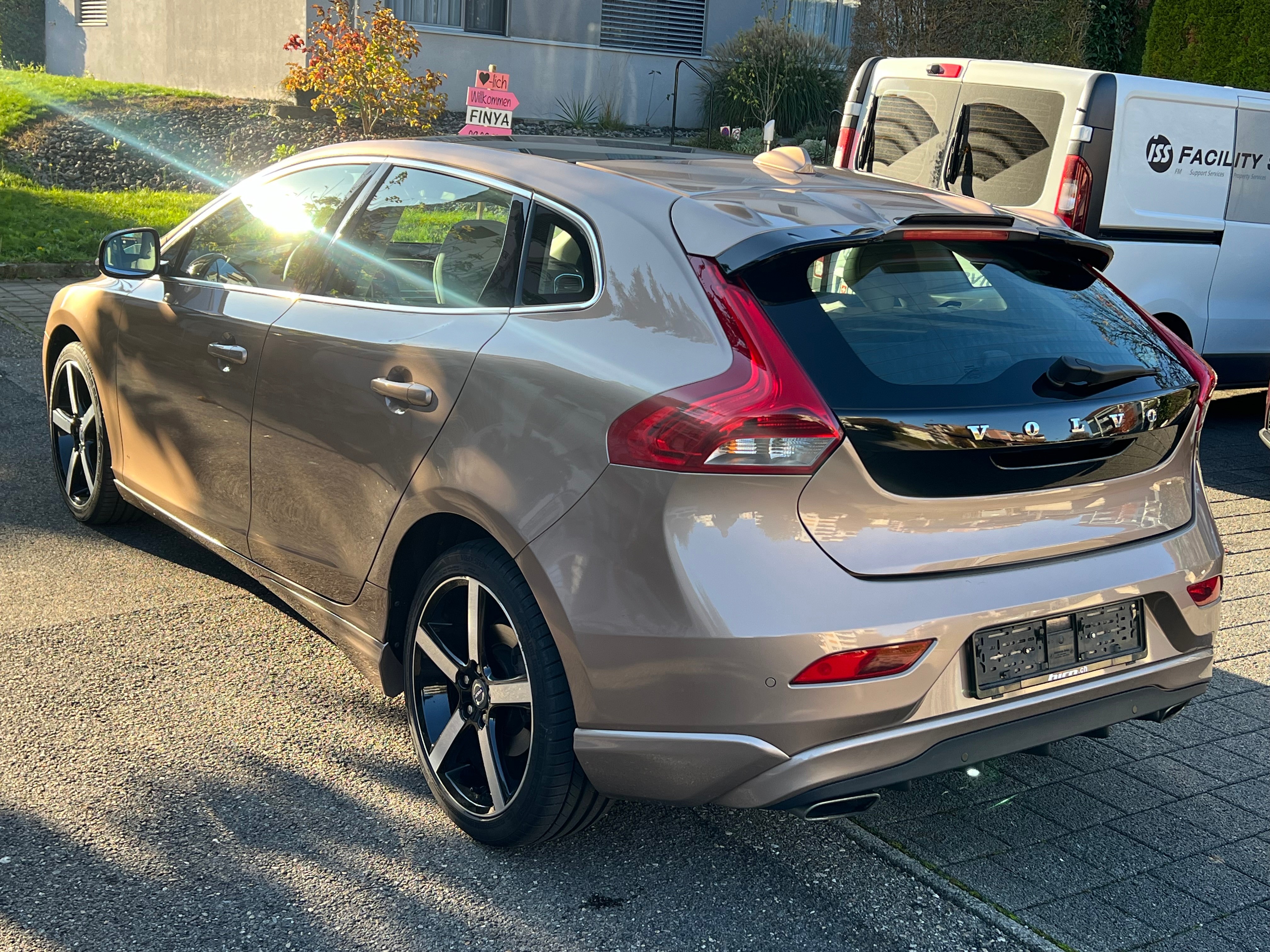 VOLVO V40 D3 Summum Geartronic