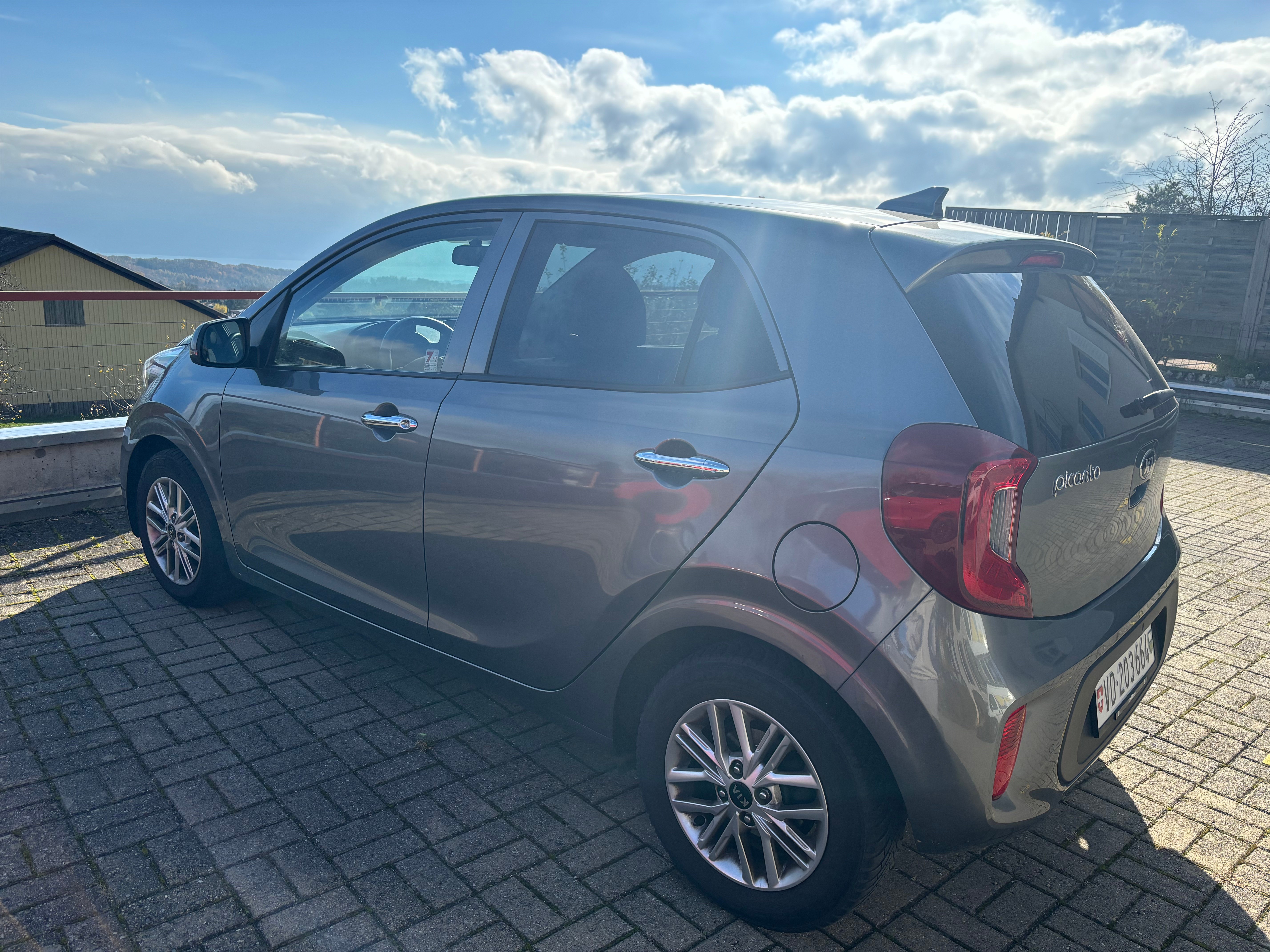 KIA Picanto 1.0 CVVT First Edition AMT