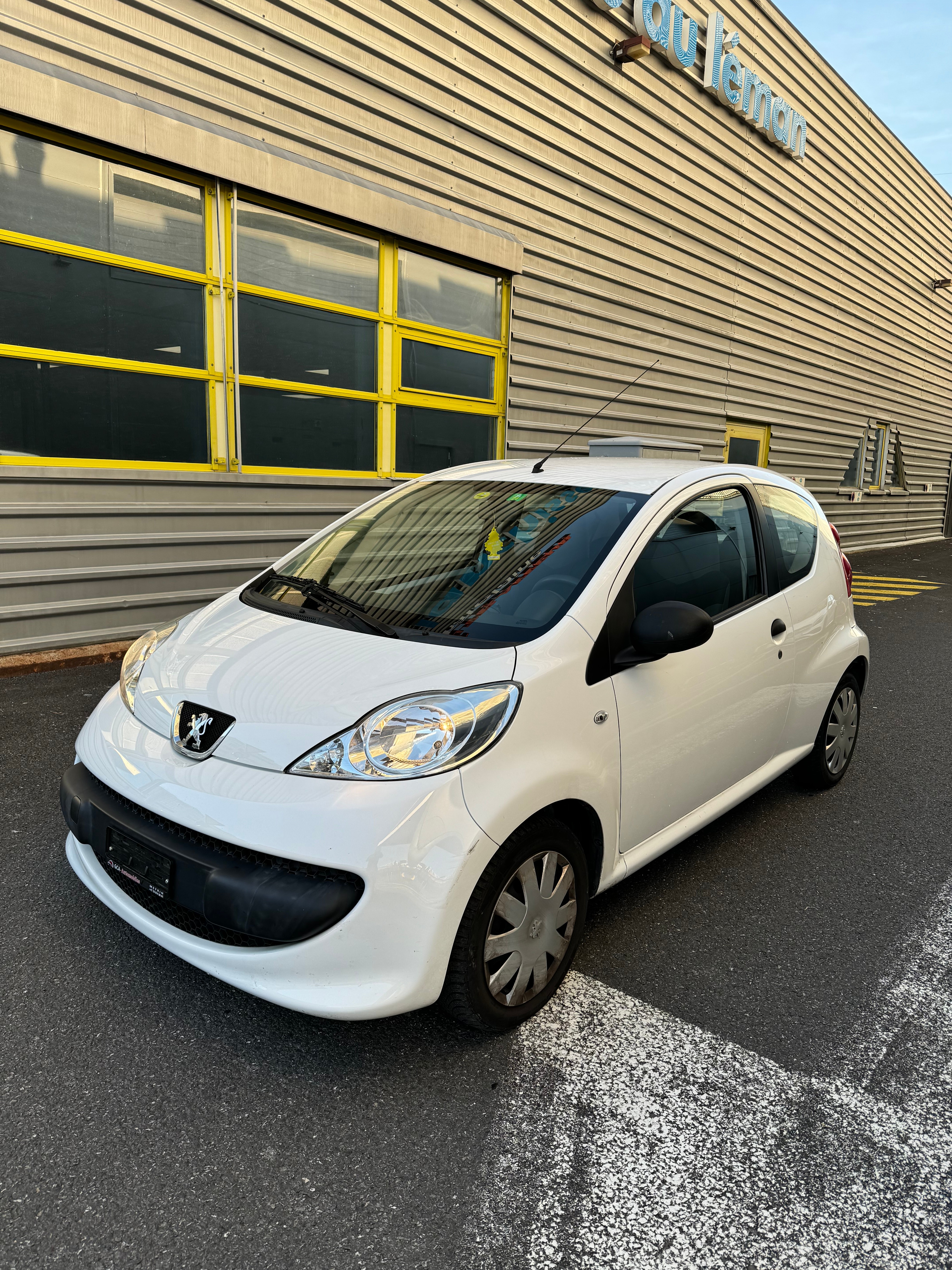 PEUGEOT 107 1.0 Urban