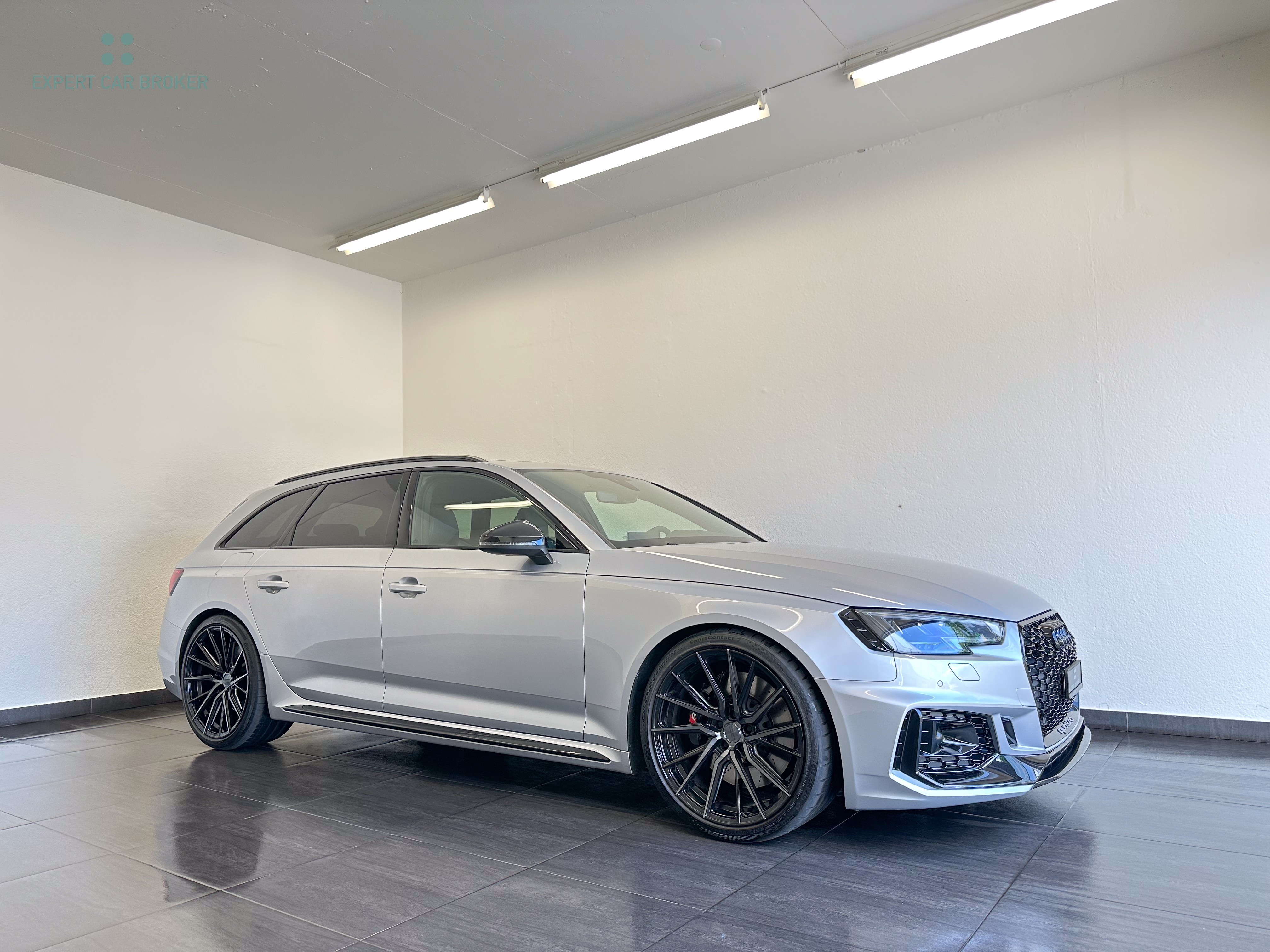 AUDI RS4 Avant 2.9 TFSI quattro tiptronic 