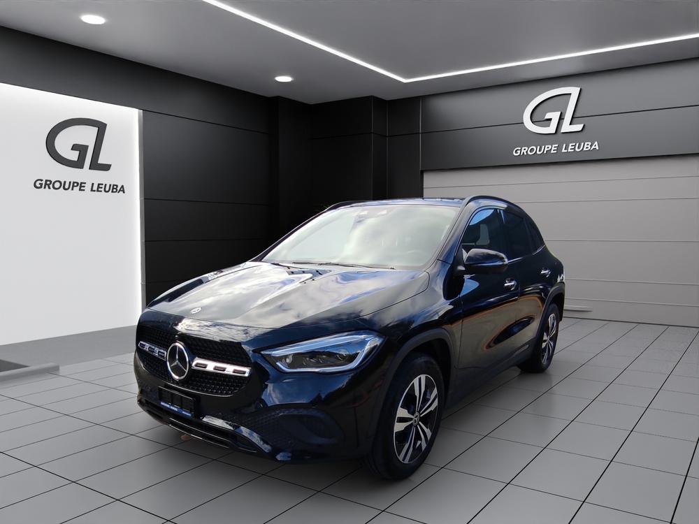 MERCEDES-BENZ GLA 200d Progress. 4Matic