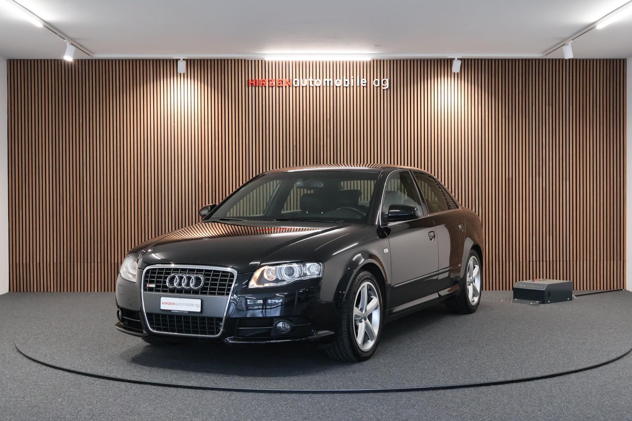 AUDI A4 3.0 V6 TDI quattro