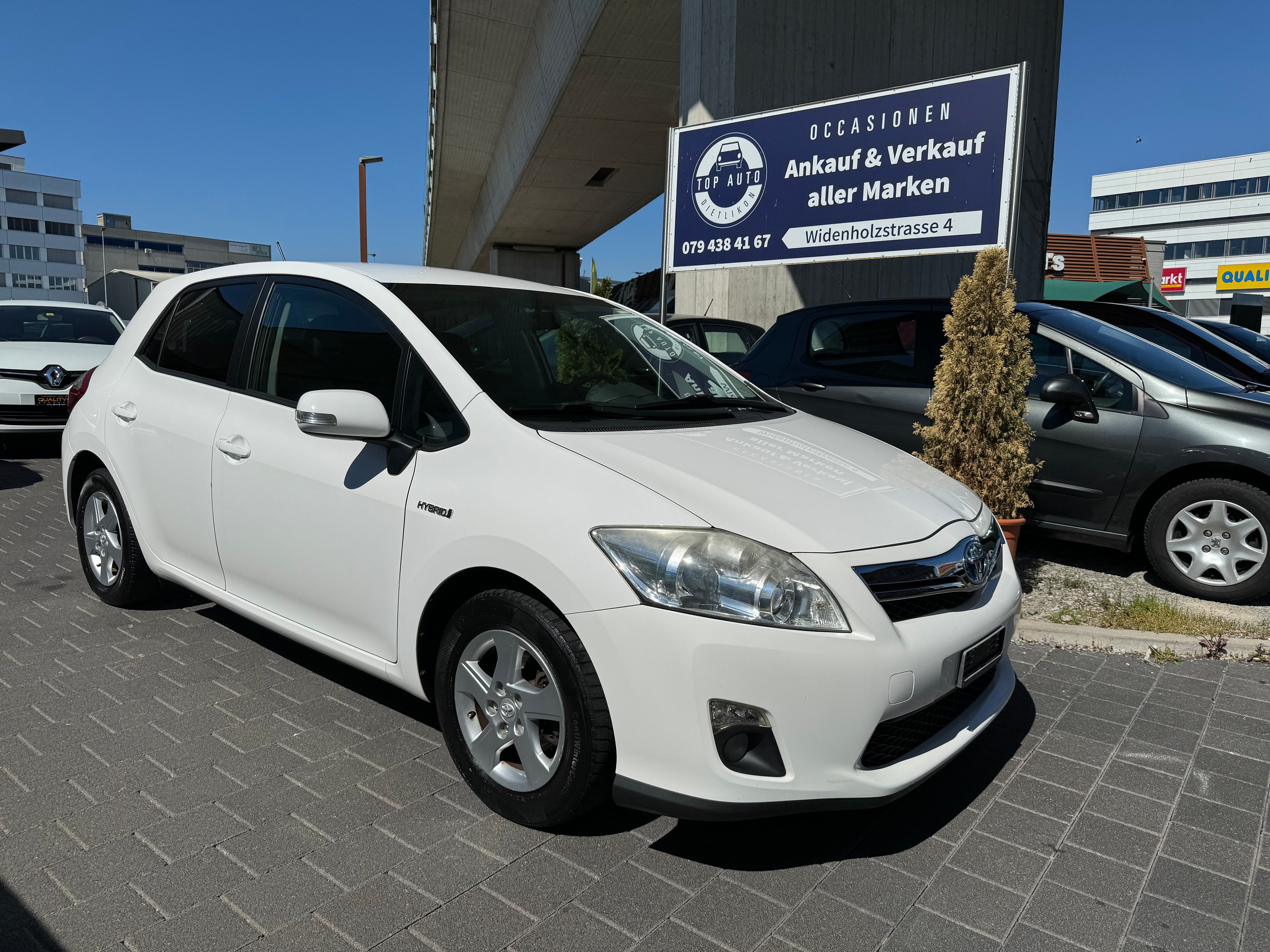 TOYOTA Auris 1.8 16V HSD Linea Luna