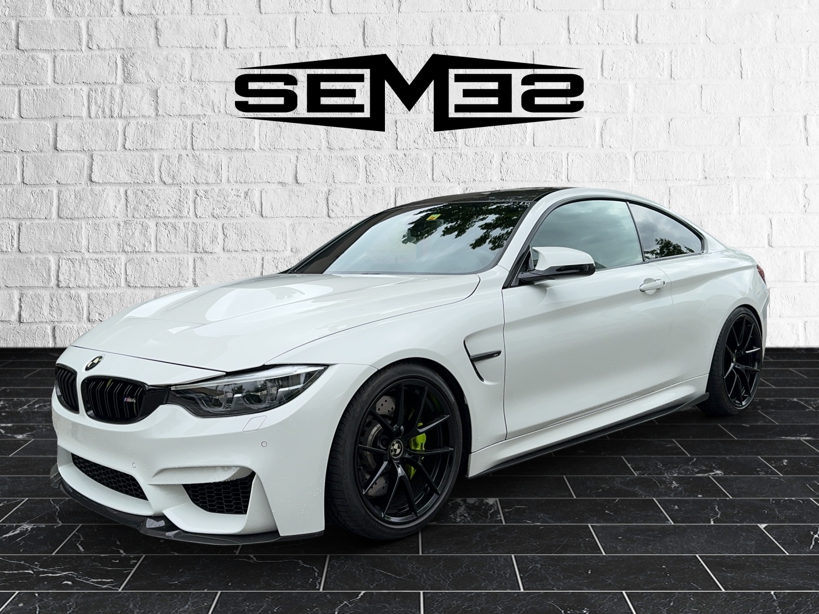 BMW M4 Coupé CS DKG