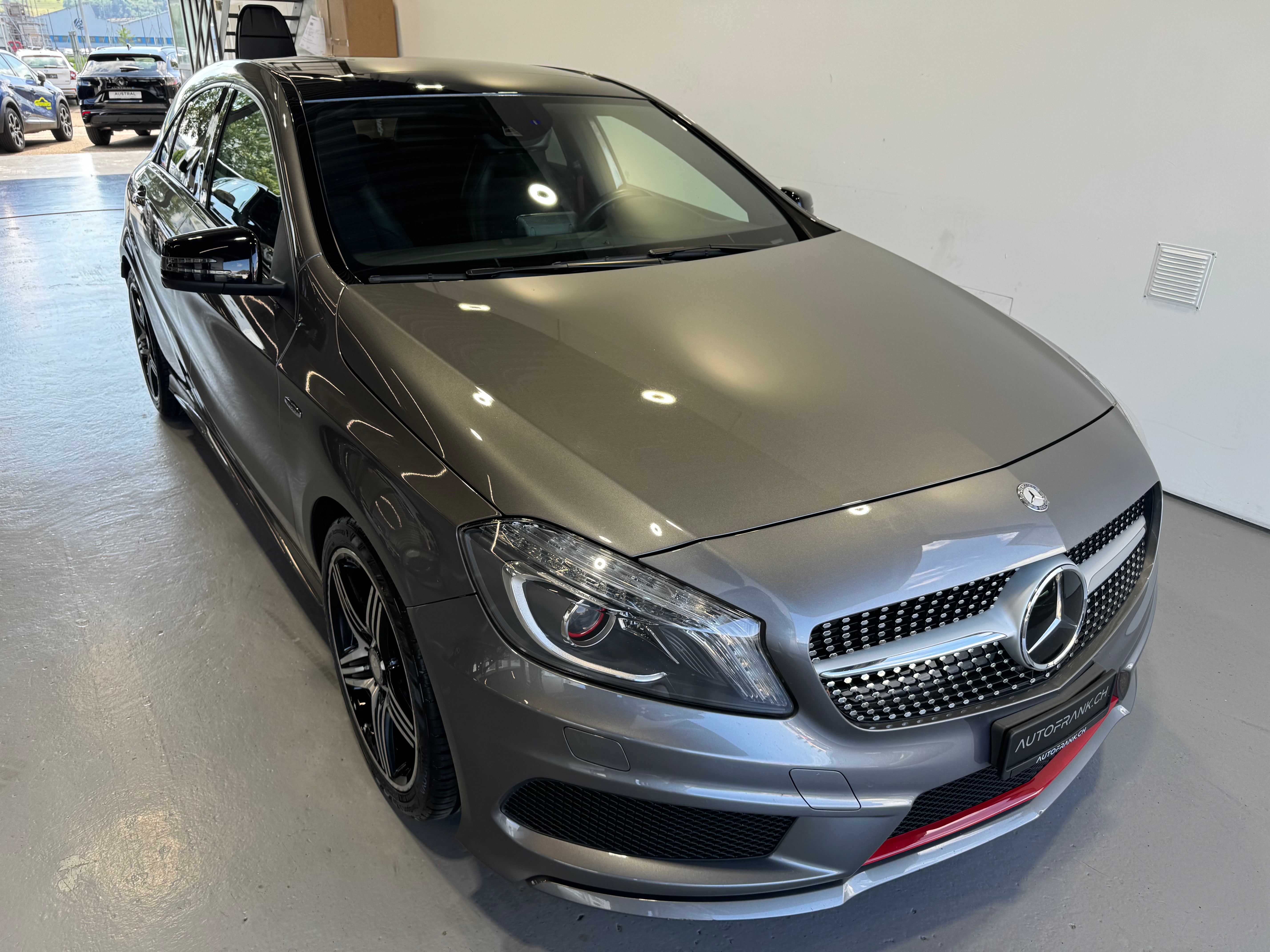 MERCEDES-BENZ A 250 Sport