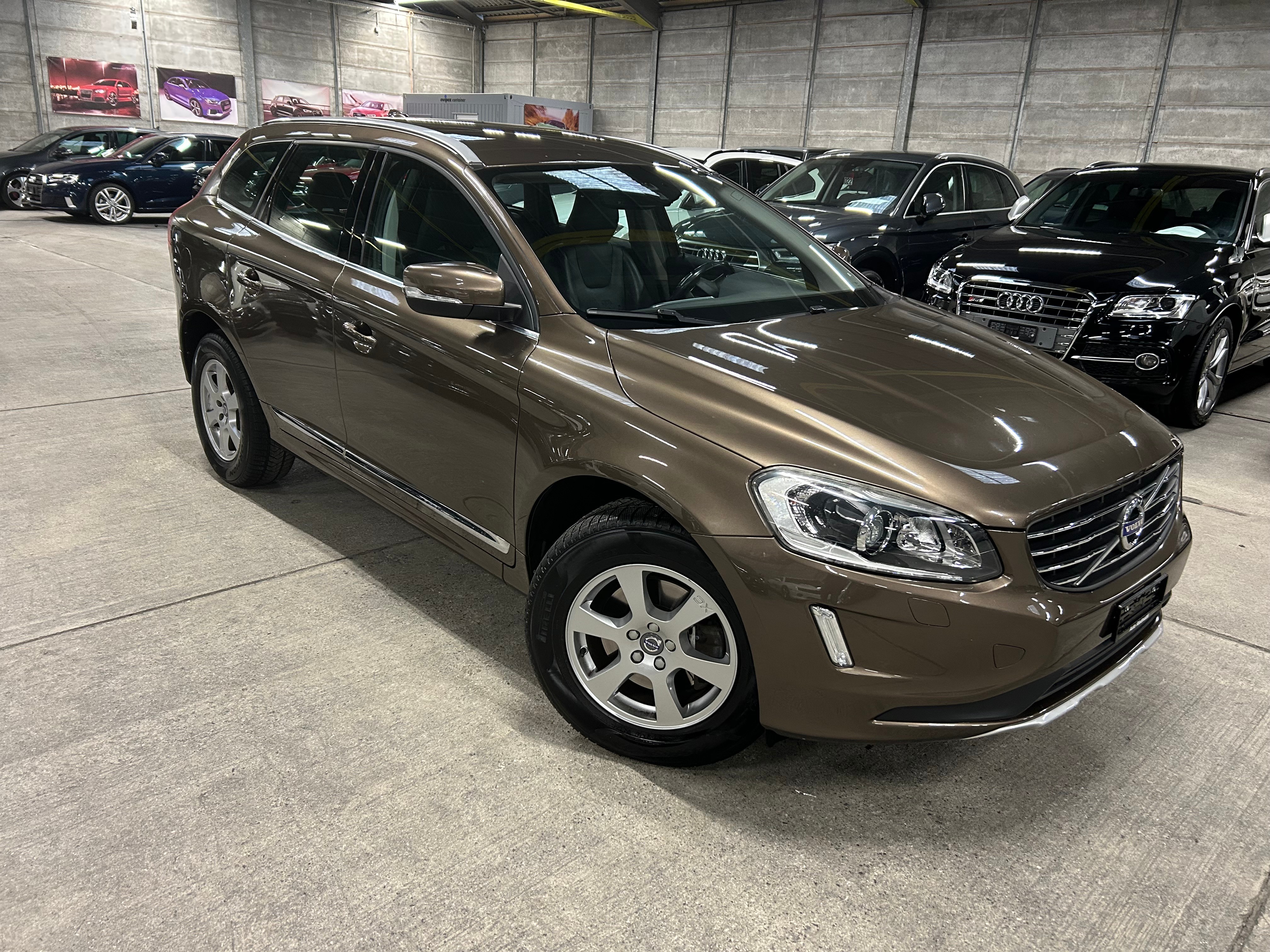 VOLVO XC60 T5 AWD Momentum Geartronic