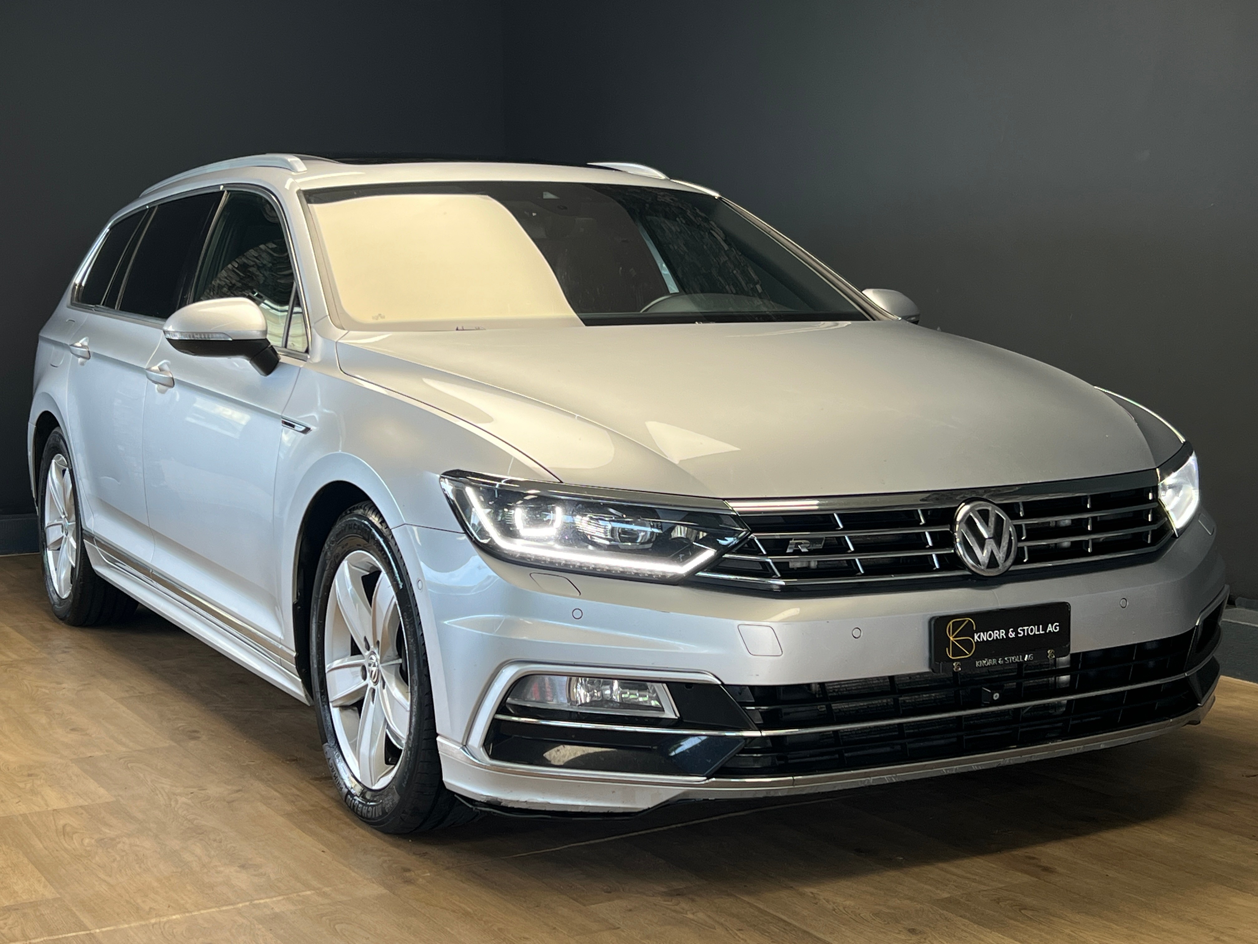 VW Passat Variant 2.0 TDI *R-LINE* BMT High. DSG 4Motion