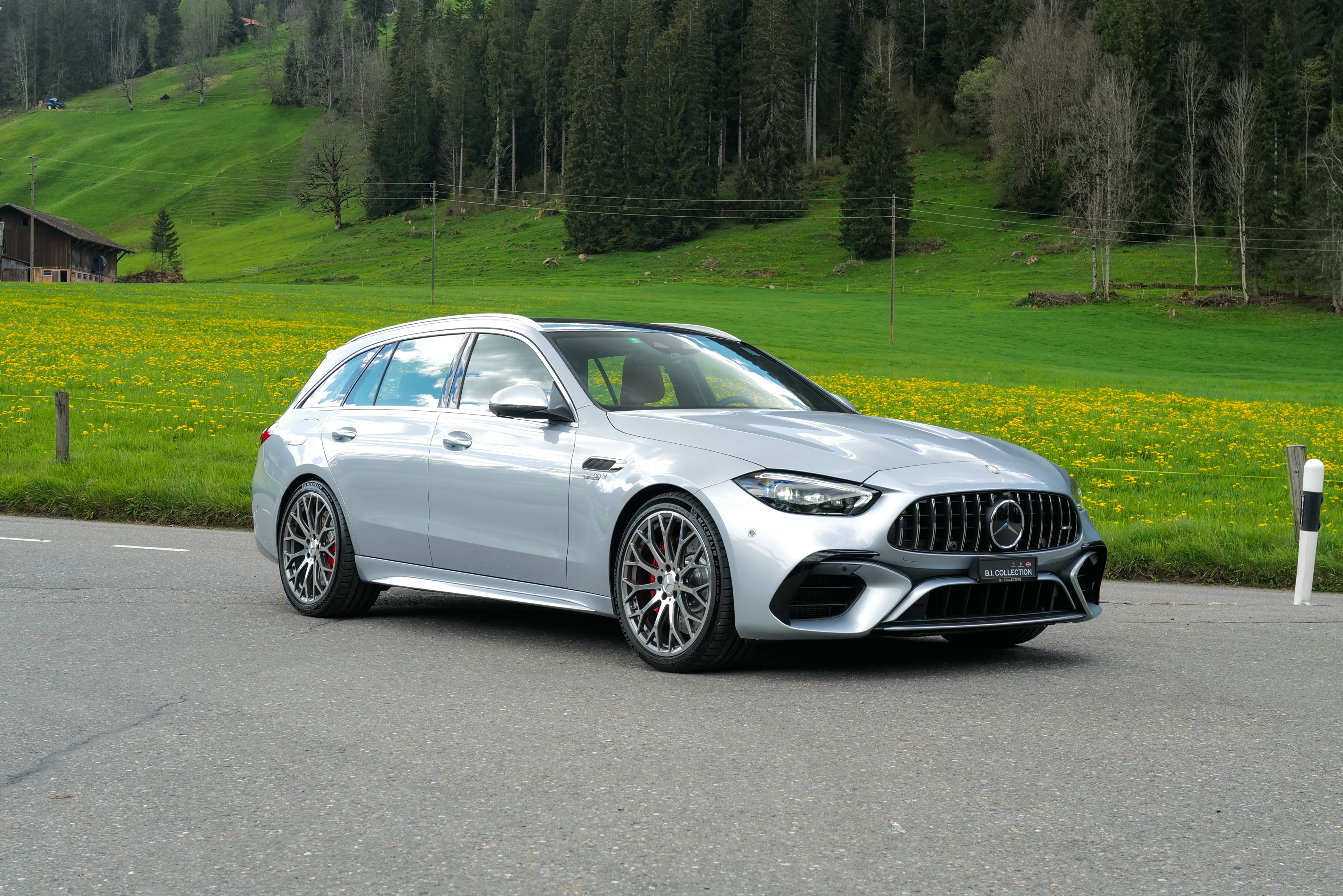 MERCEDES-BENZ C 63 S AMG T E Performance 4 Matic