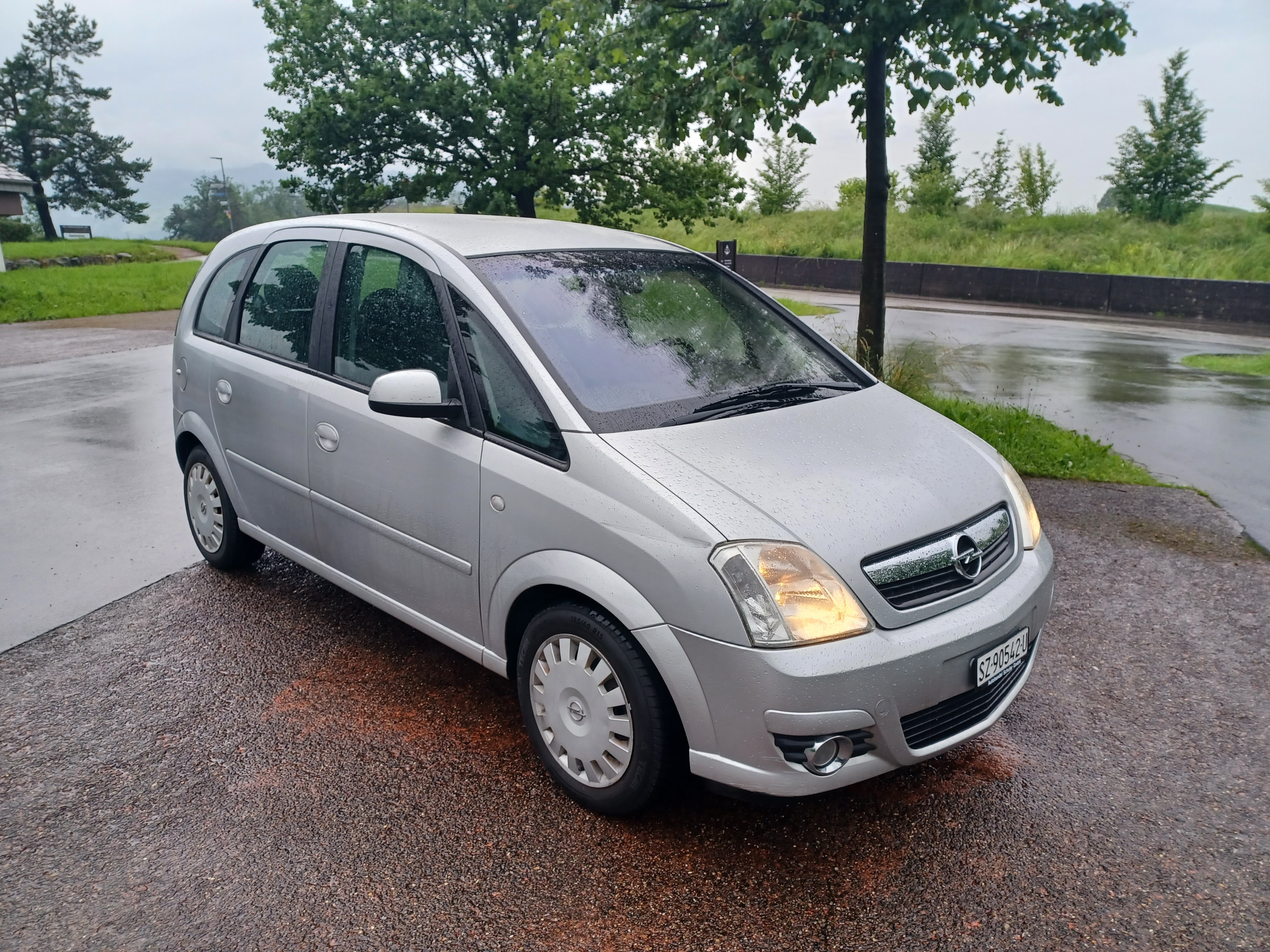 OPEL Meriva 1.6i-16 TP Enjoy