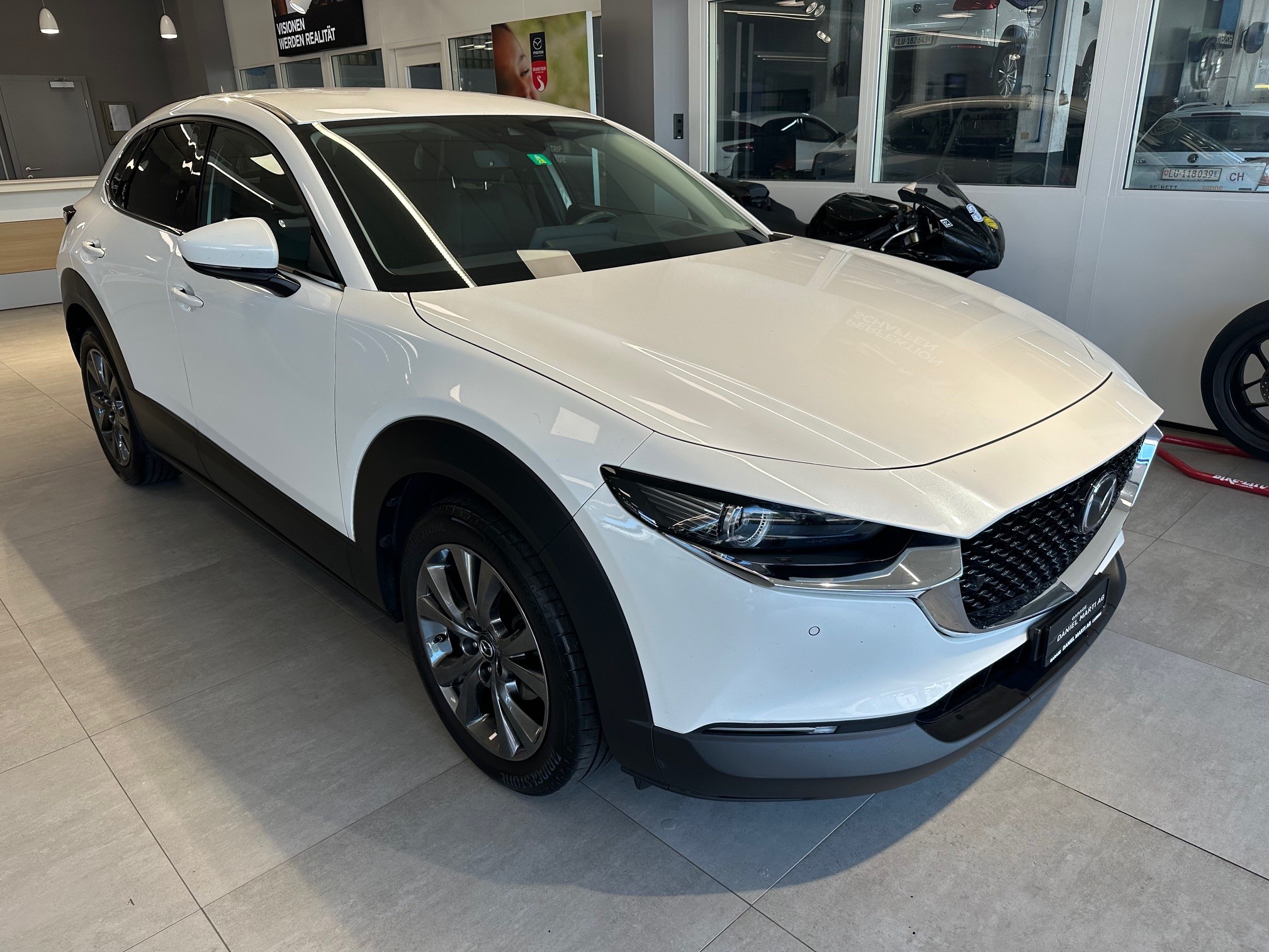 MAZDA CX-30 SKYACTIV-X M Hybrid 180 Revolution AWD Automat