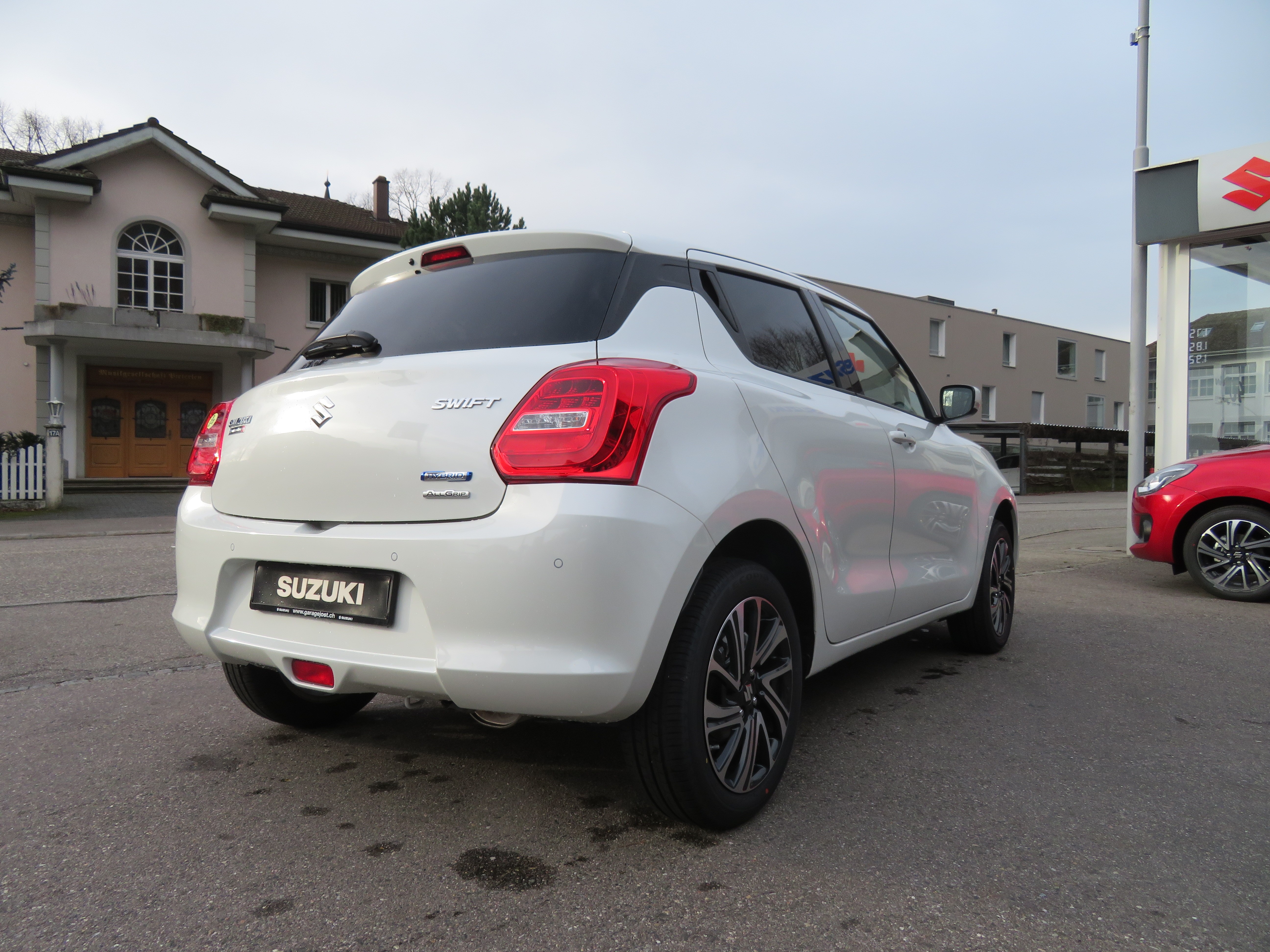 SUZUKI Swift 1.2 Compact Top 4x4 Hybrid