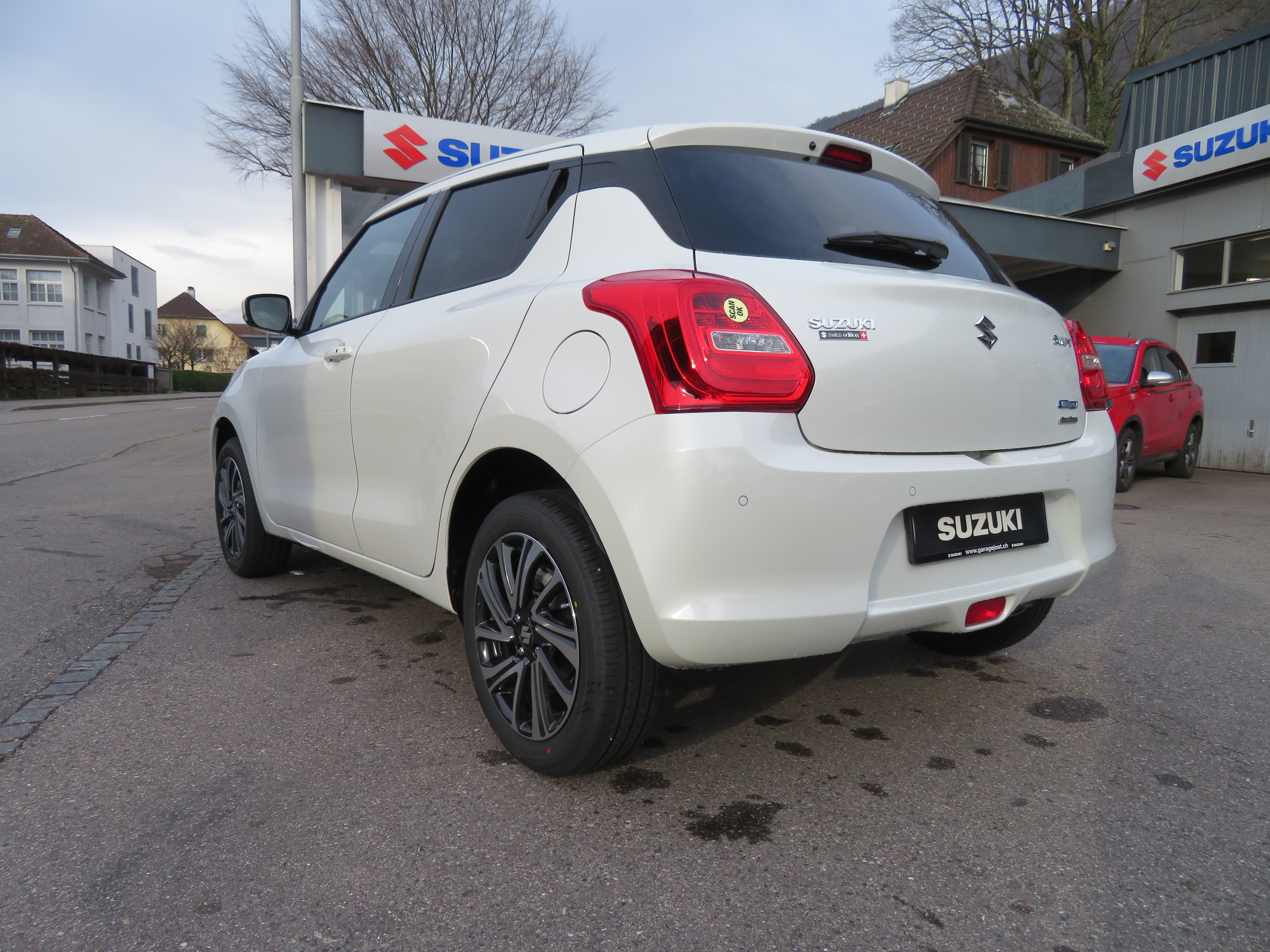 SUZUKI Swift 1.2 Compact Top 4x4 Hybrid