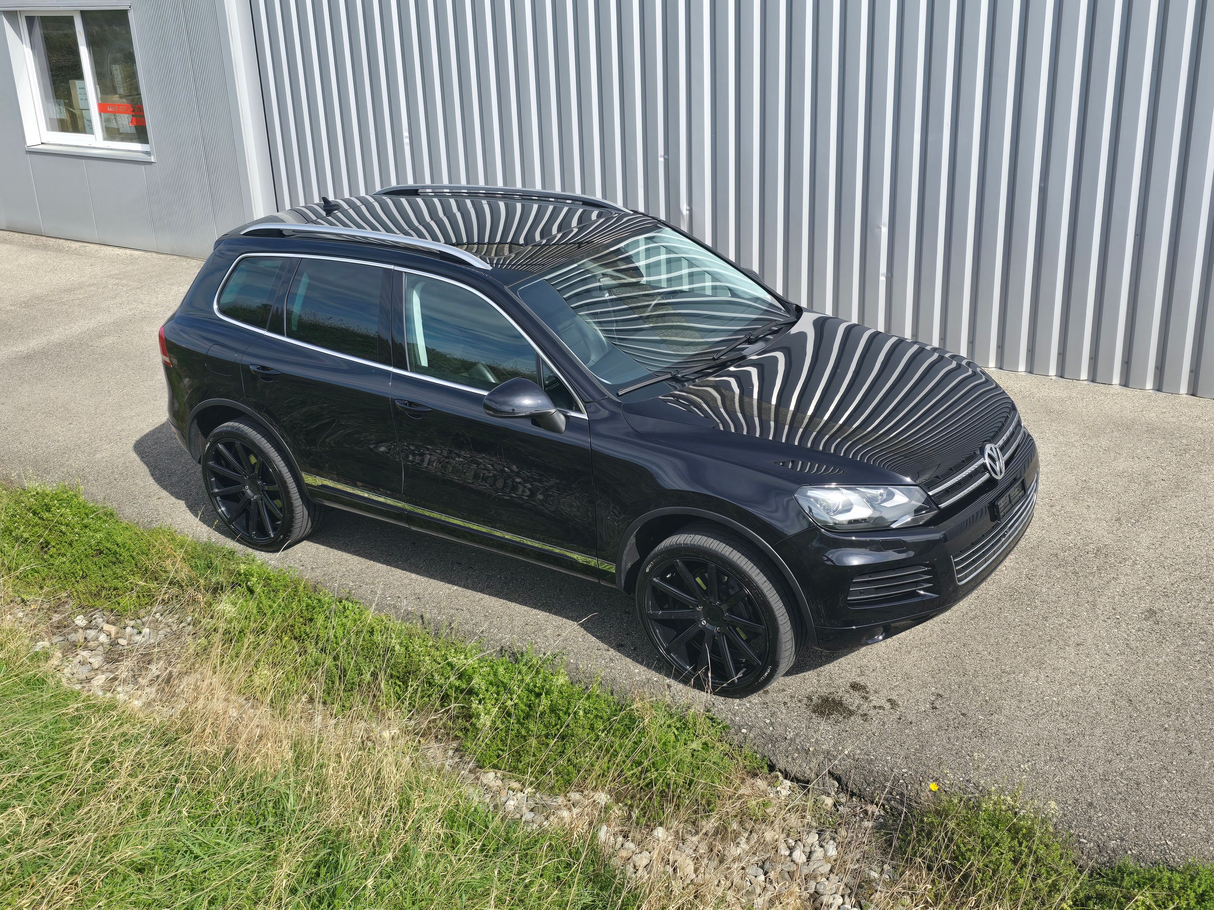 VW Touareg 3.0 TDI BMT Black Pearl Tiptronic