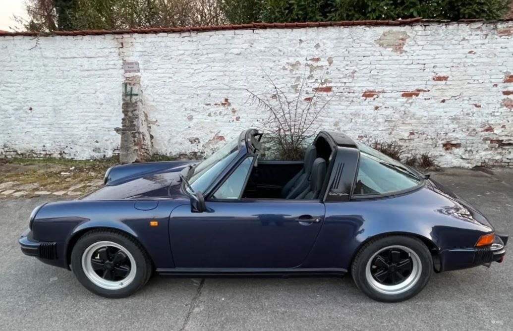 PORSCHE 911 Carrera Targa