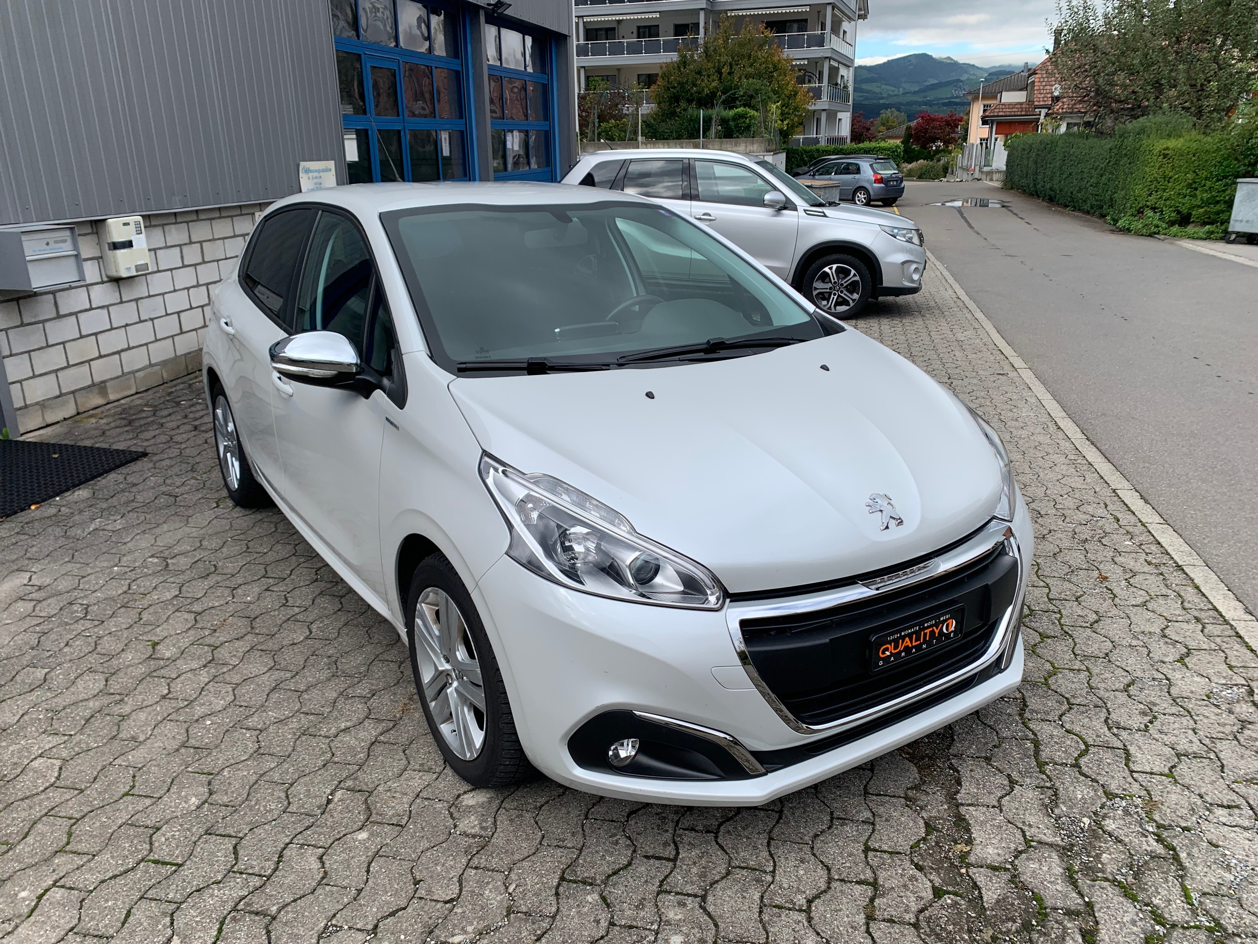 PEUGEOT 208 1.2 PureTech Style