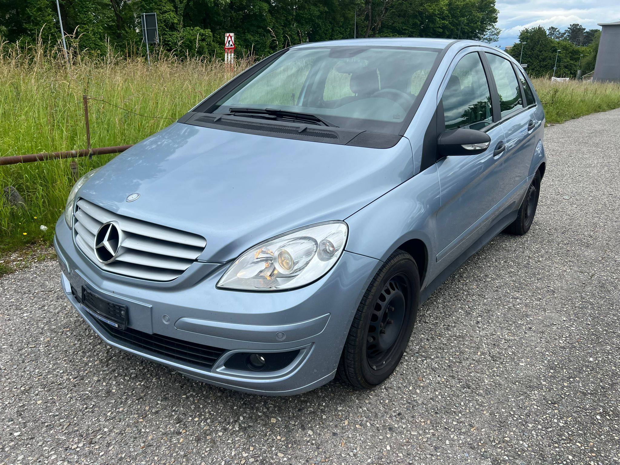 MERCEDES-BENZ B 200