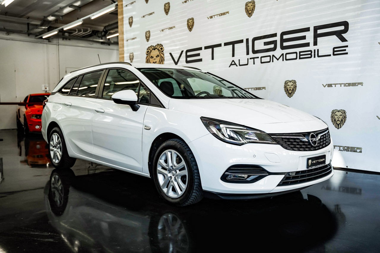 OPEL Astra Sports Tourer 1.4i Turbo Edition