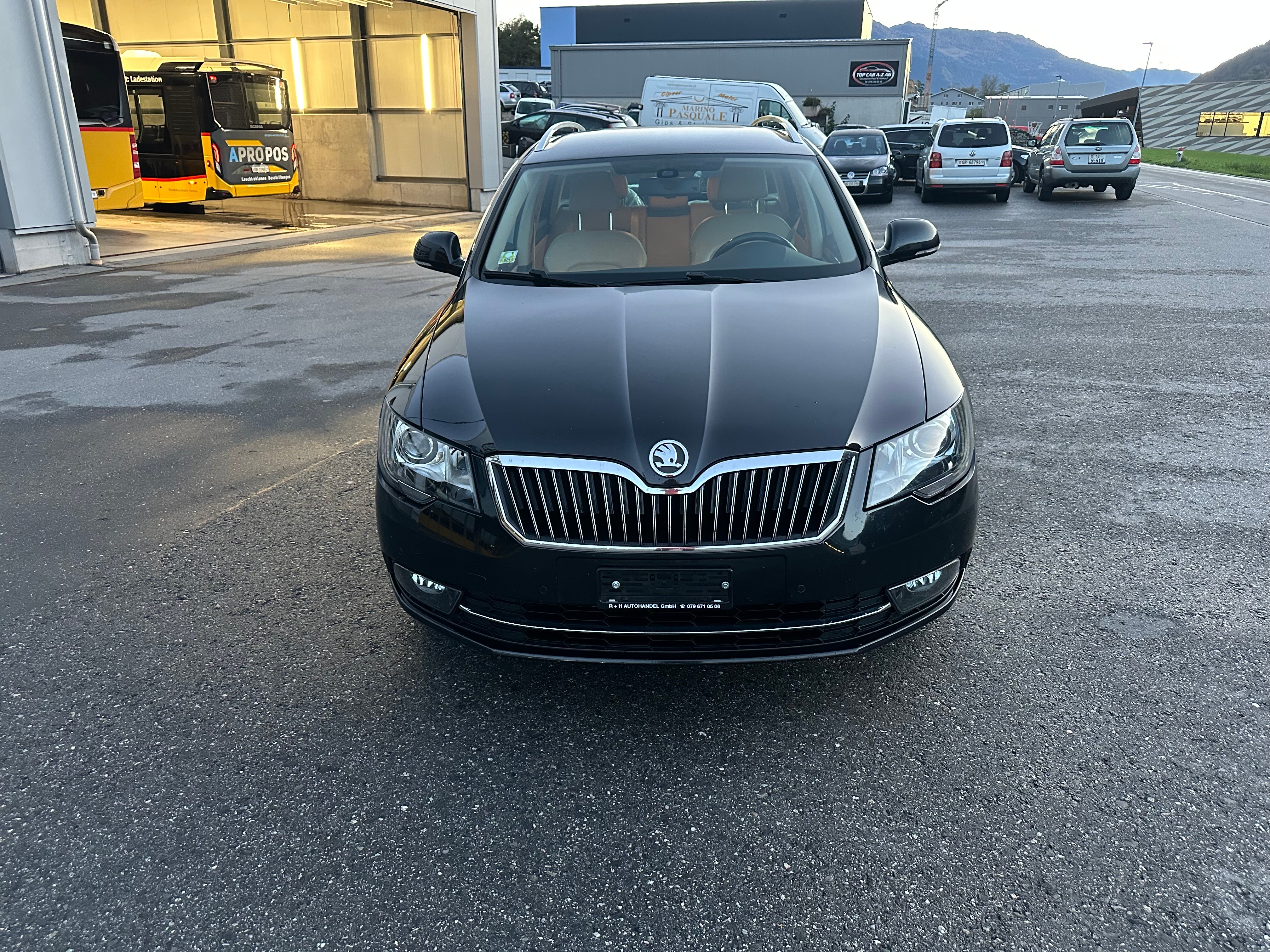 SKODA Superb Combi 2.0 TDi Laurin & Klement 4x4