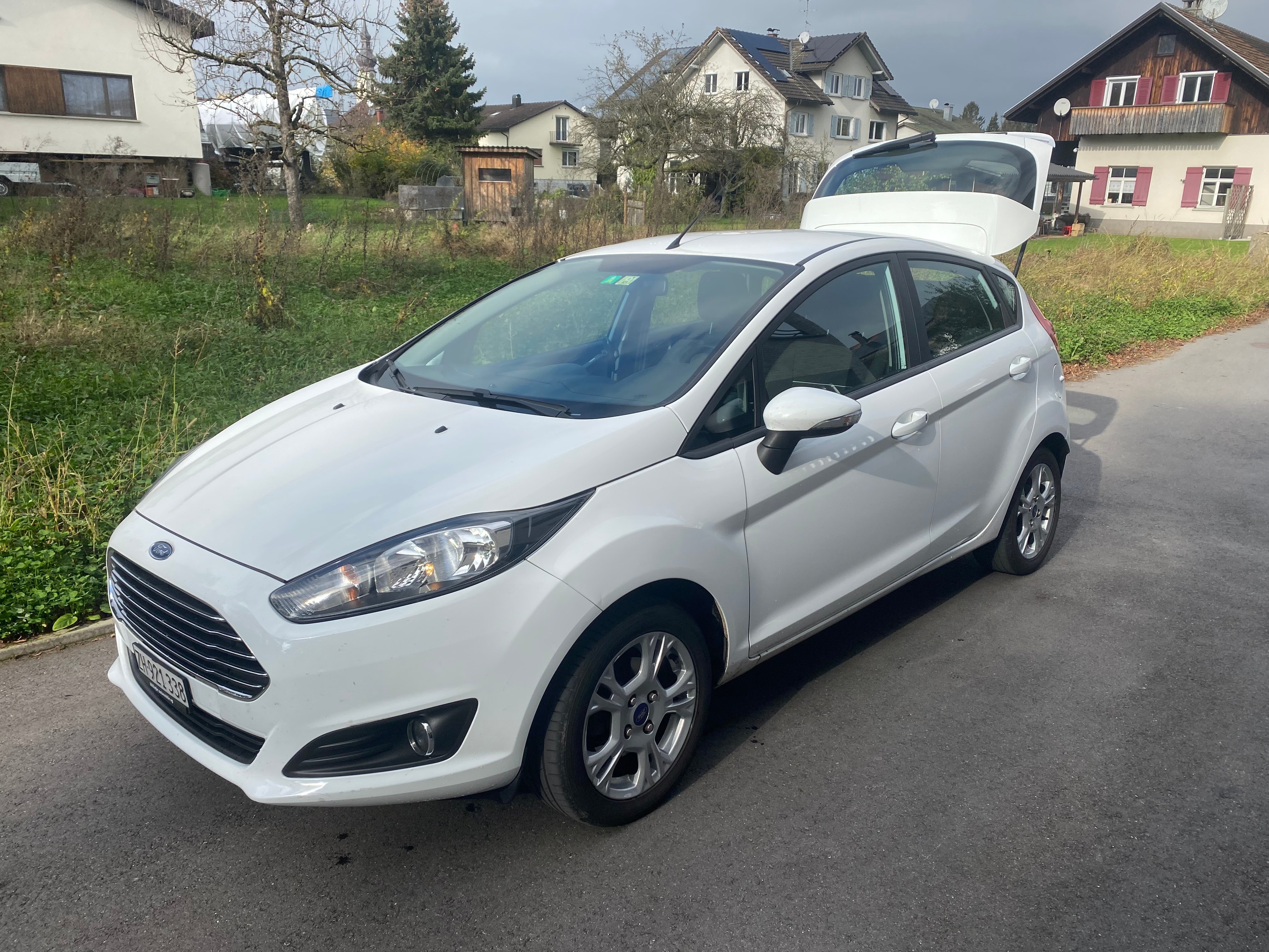 FORD Fiesta 1.0 SCTi Titanium