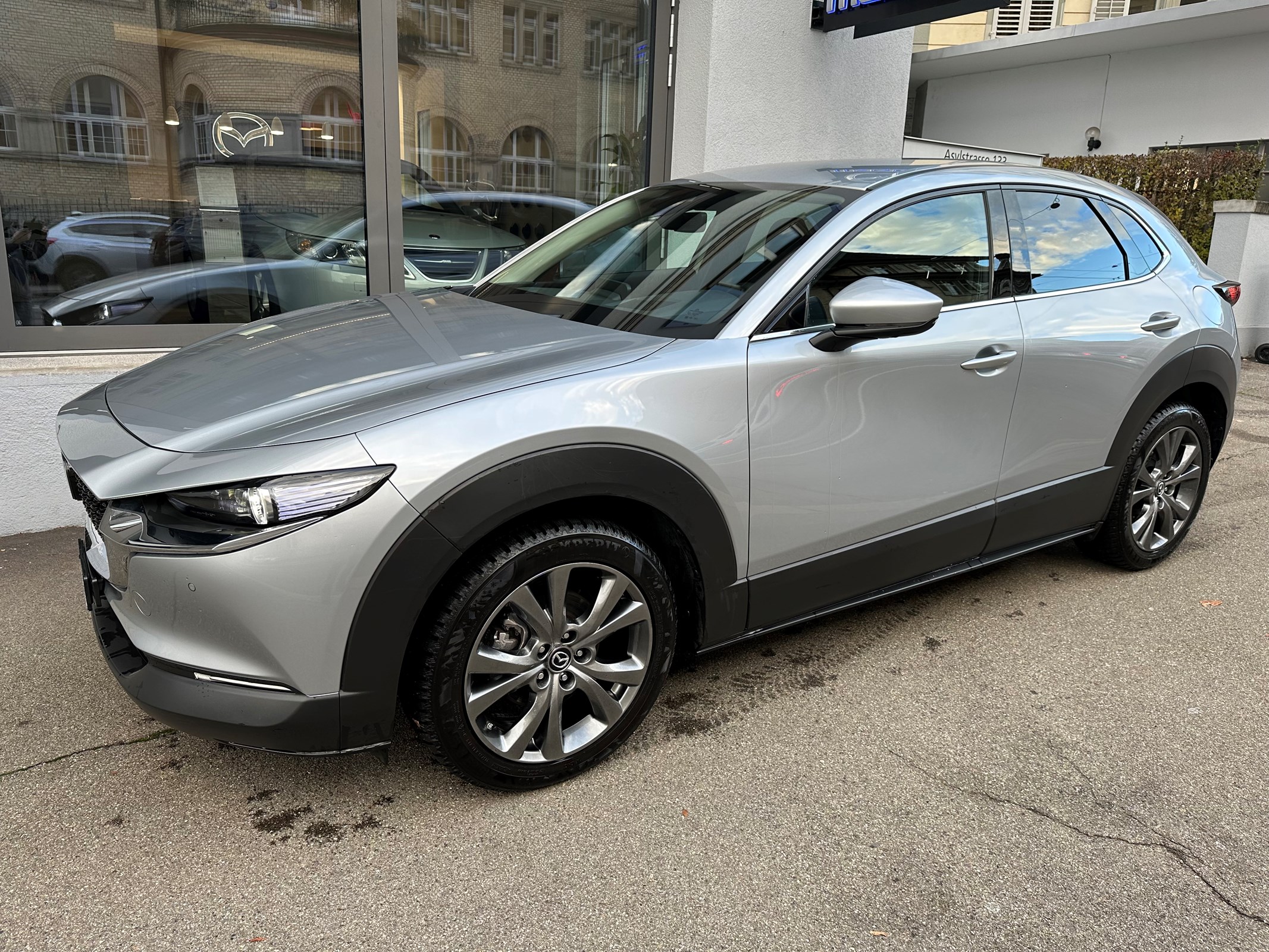 MAZDA CX-30 SKYACTIV-X 186 M Hybrid AWD Revolution Automat