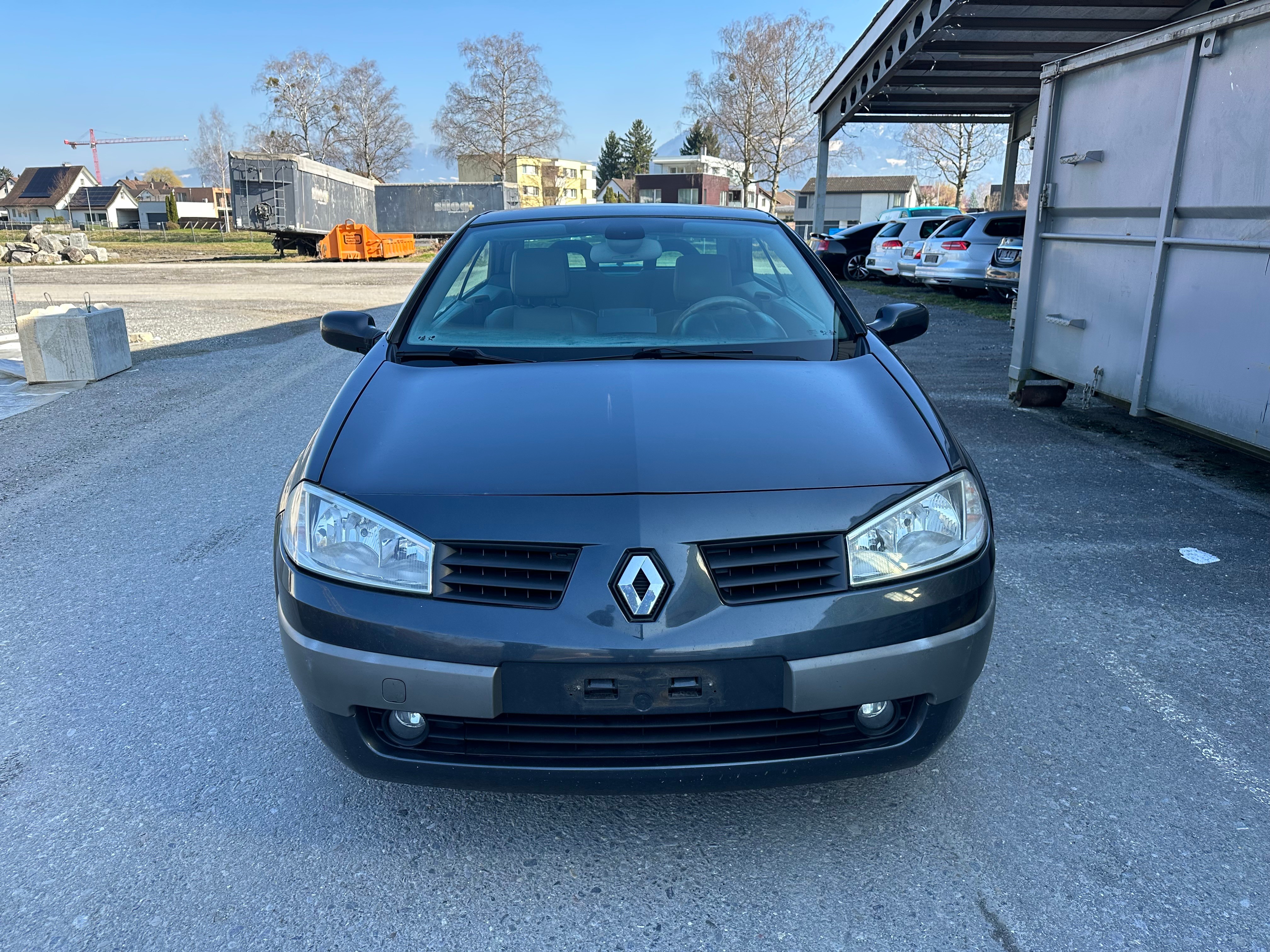 RENAULT Mégane C-C 2.0 16V T Dynamic Confort