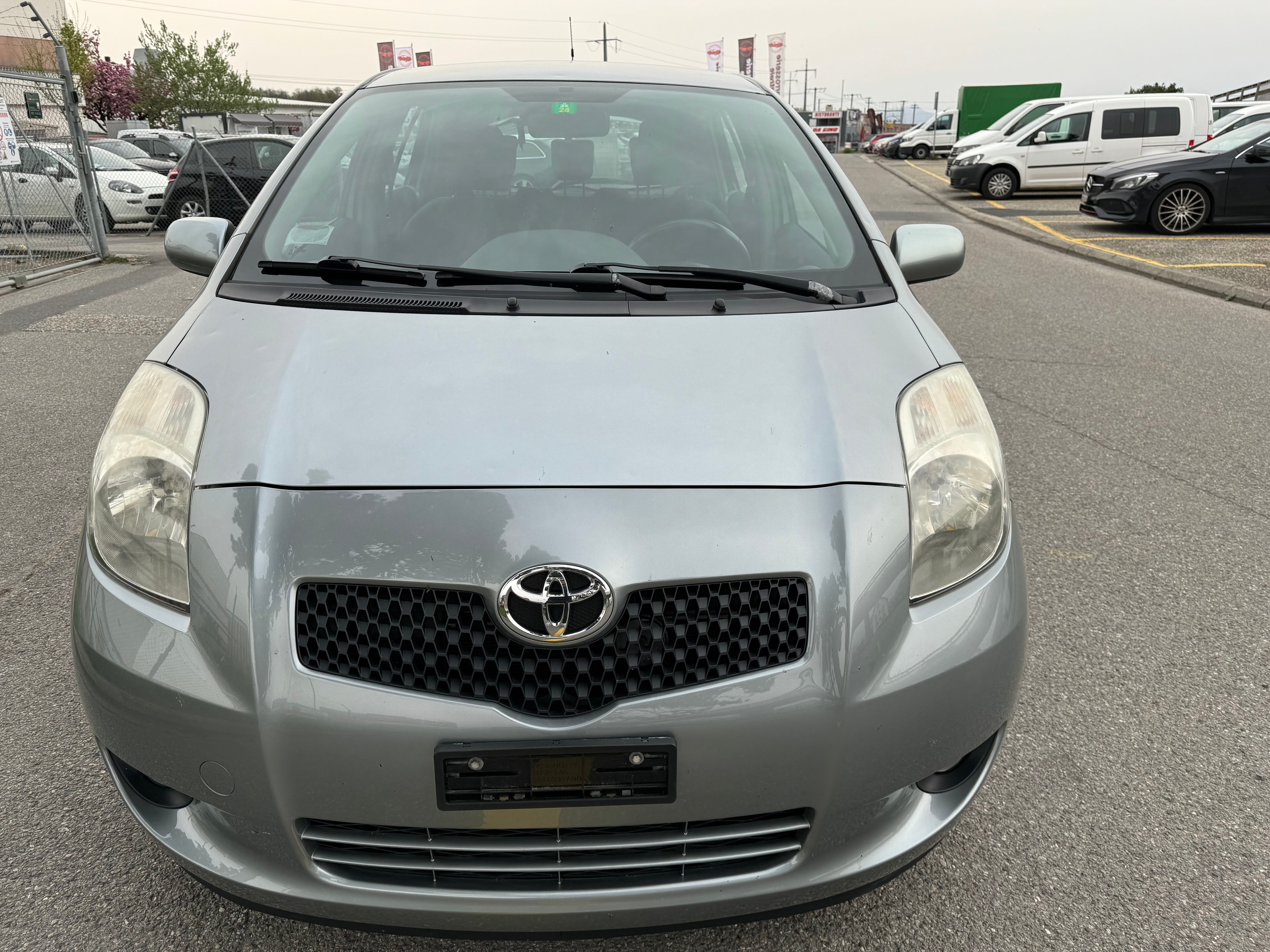 TOYOTA Yaris 1.3 Linea Luna